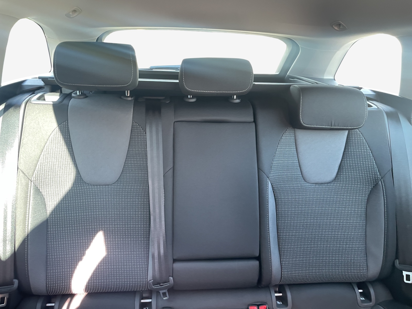 SKODA Octavia Combi 2.0 TDI DSG Selection-image-6