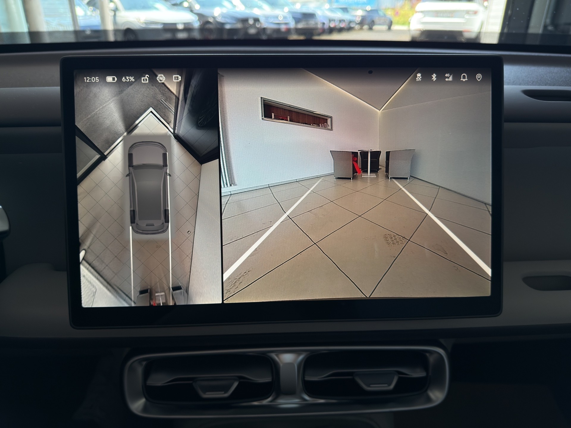LEAPMOTOR B10 1.5 Hybrid EV-image-11
