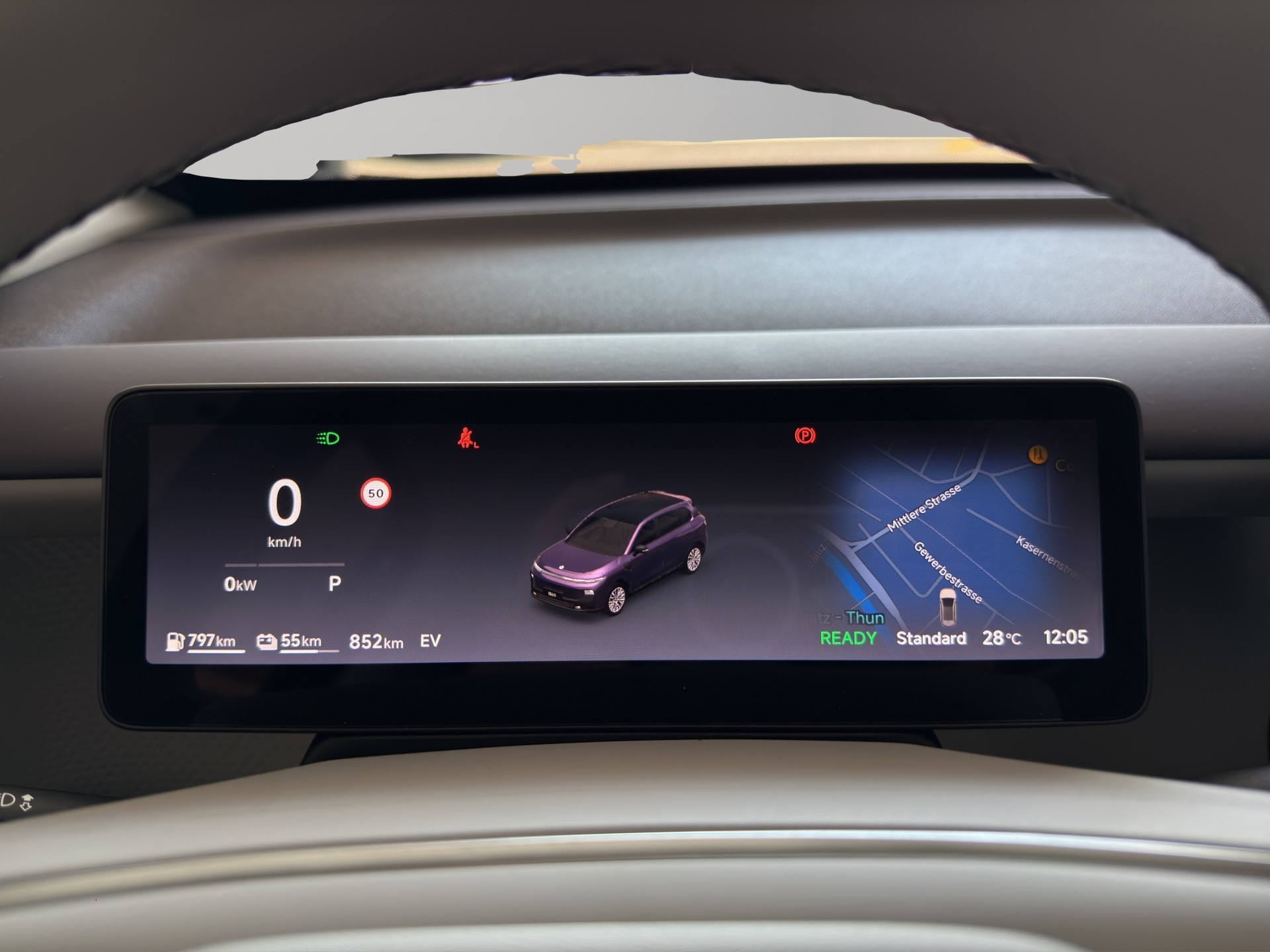 LEAPMOTOR B10 1.5 Hybrid EV-image-8