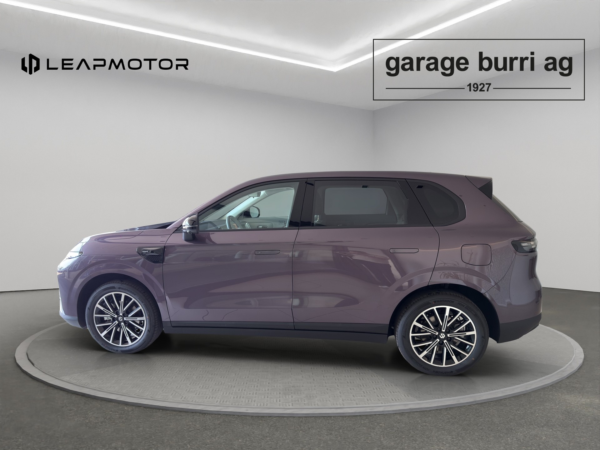 LEAPMOTOR B10 1.5 Hybrid EV-image-2