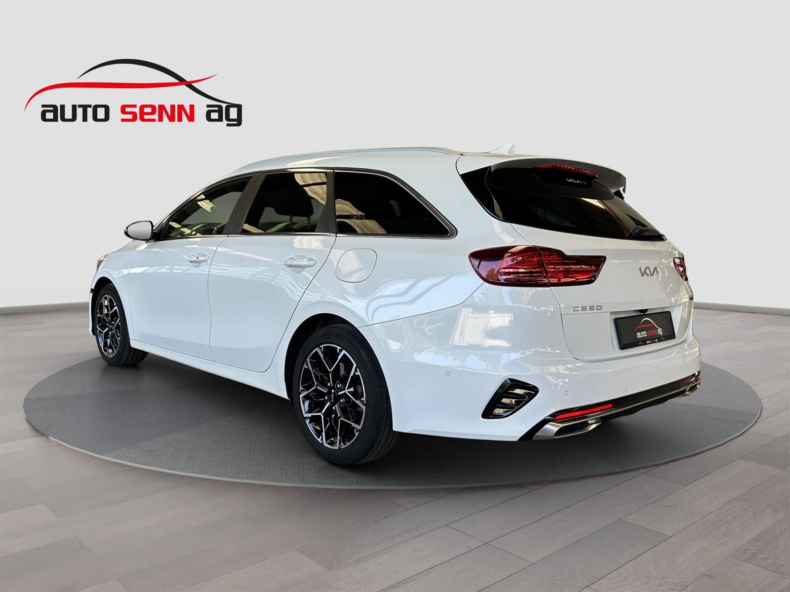 KIA Ceed SW 1.5 T-GDi GT-Line-showroom-element-2