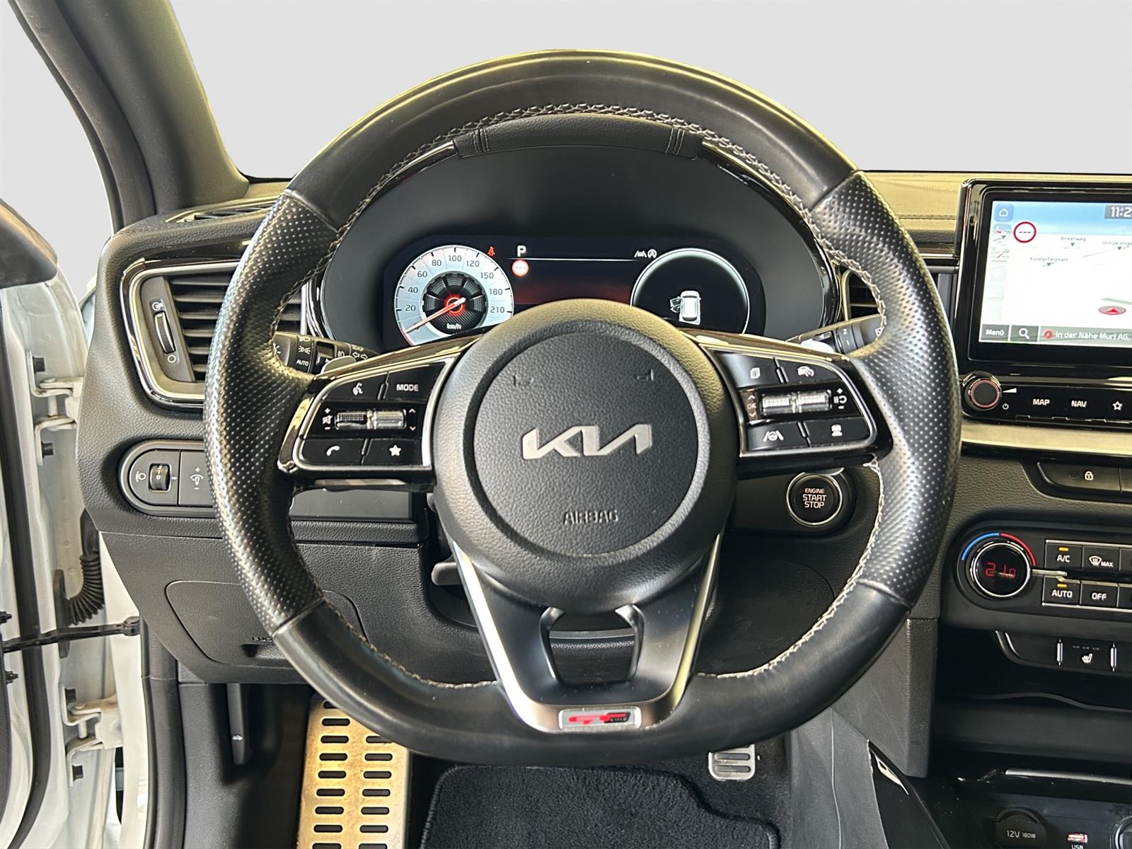 KIA Ceed SW 1.5 T-GDi GT-Line-image-9