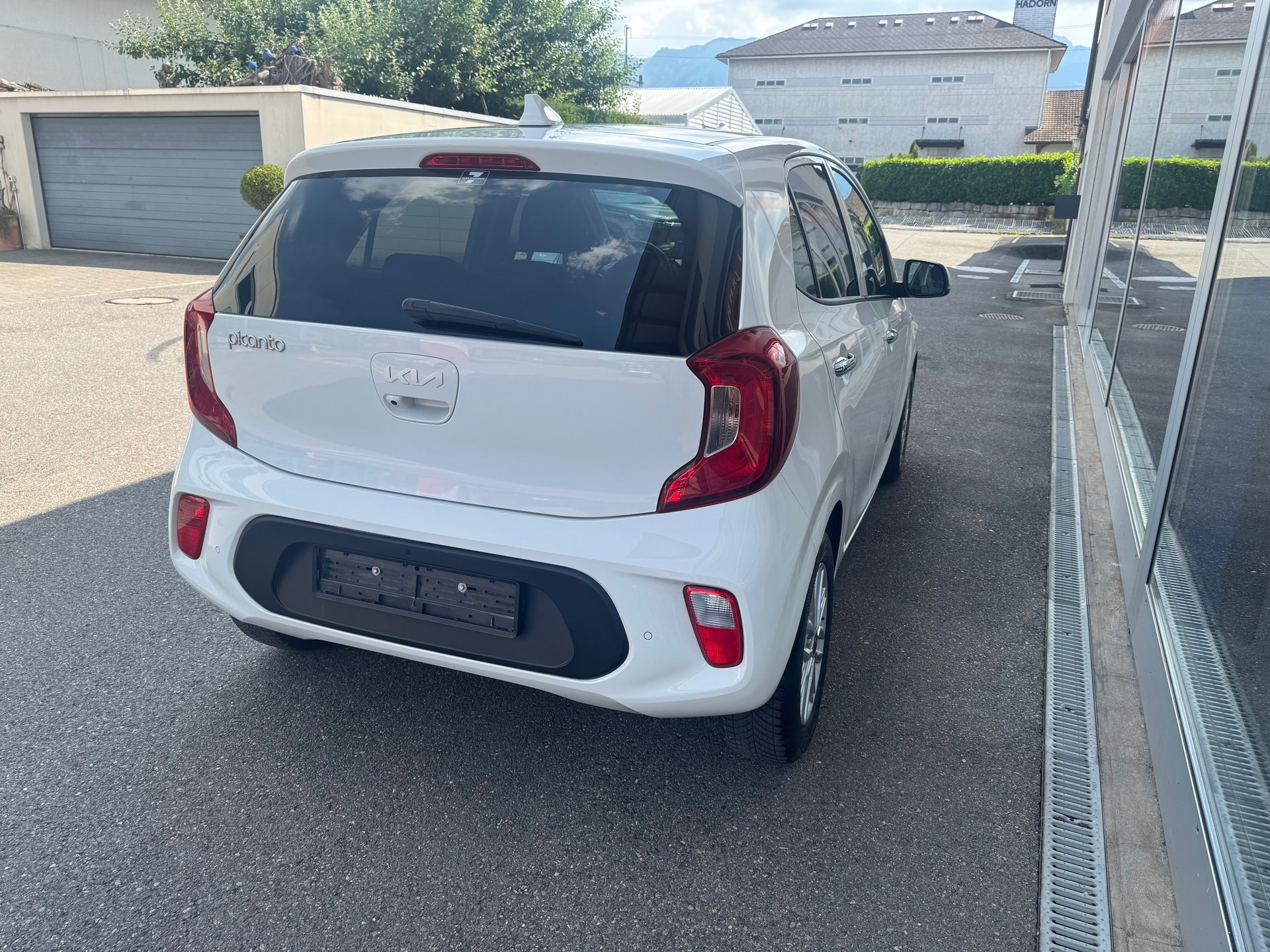 KIA Picanto 1.0 CVVT First Edition AMT-image-5