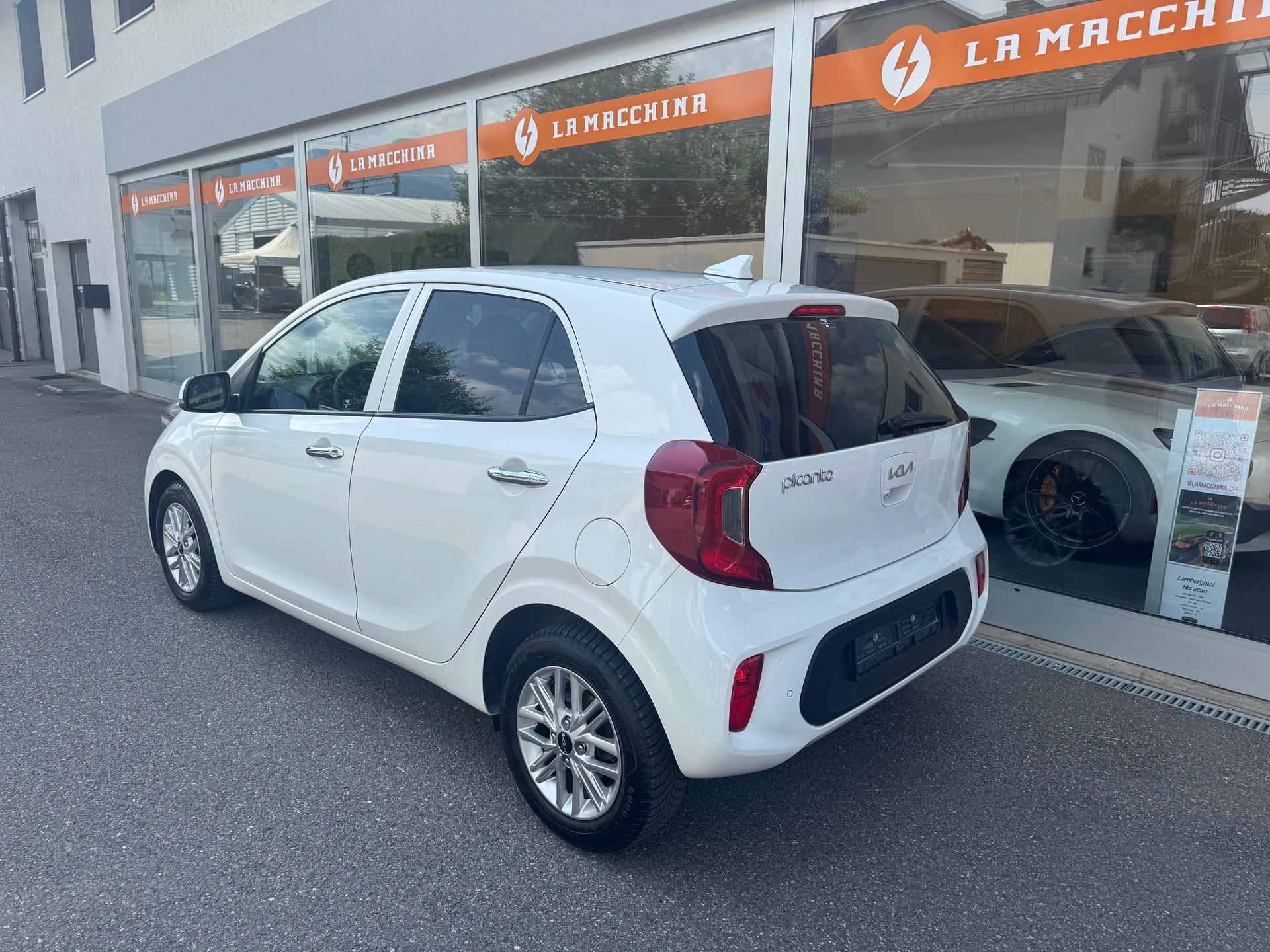KIA Picanto 1.0 CVVT First Edition AMT-showroom-element-3