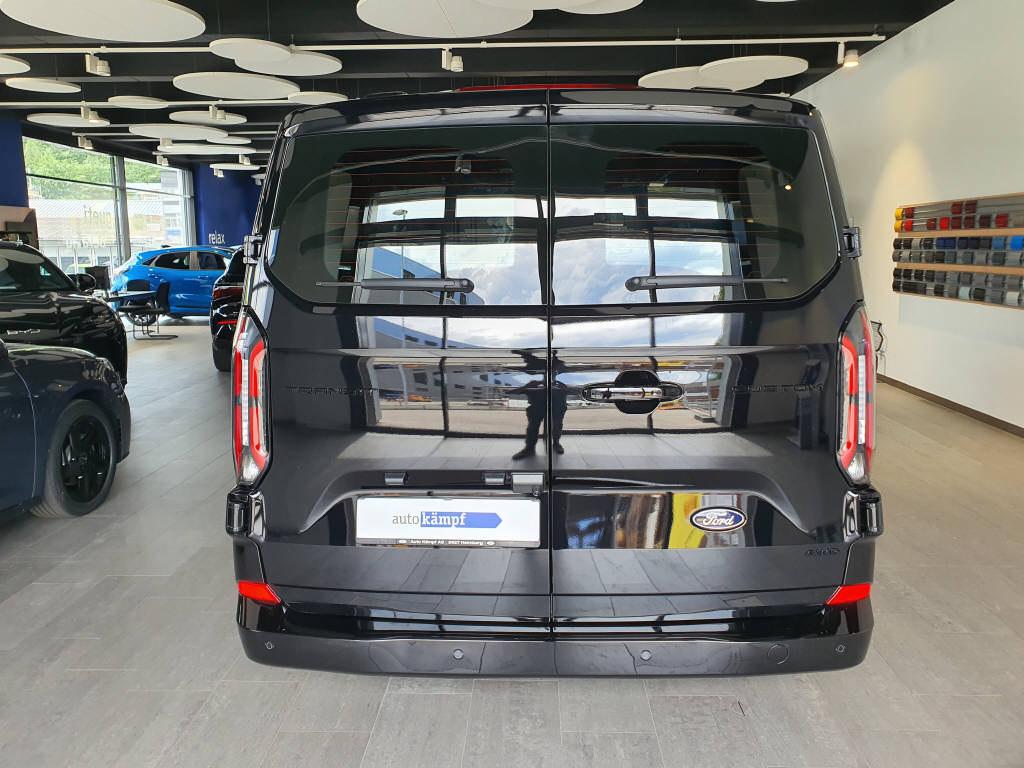 FORD Transit Custom Van 320 L1 2.0 EcoBlue 170 Limited 4x4-image-5