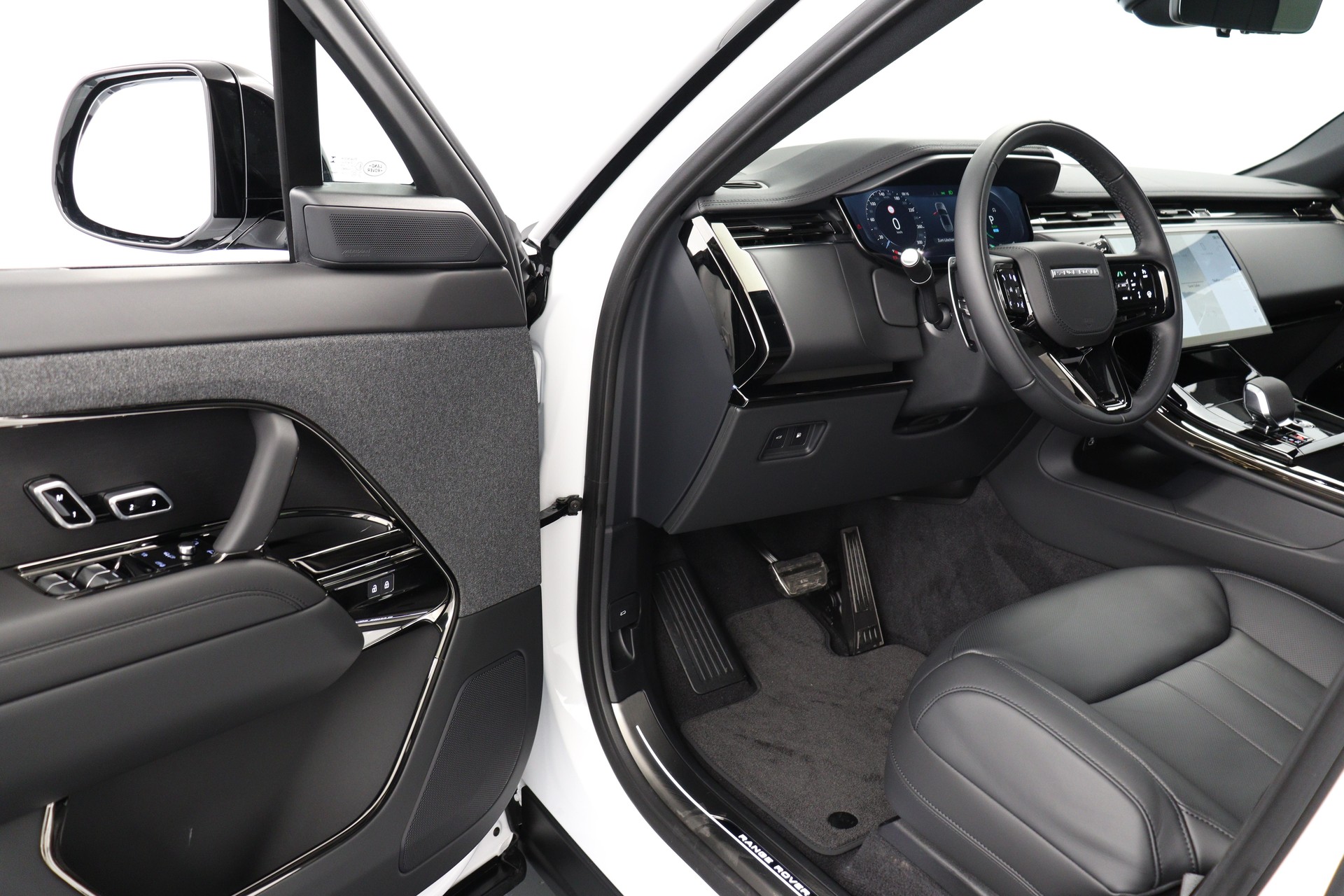 LAND ROVER Range Rover Sport 3.0 I6 P460e HSE Dynamic-image-15