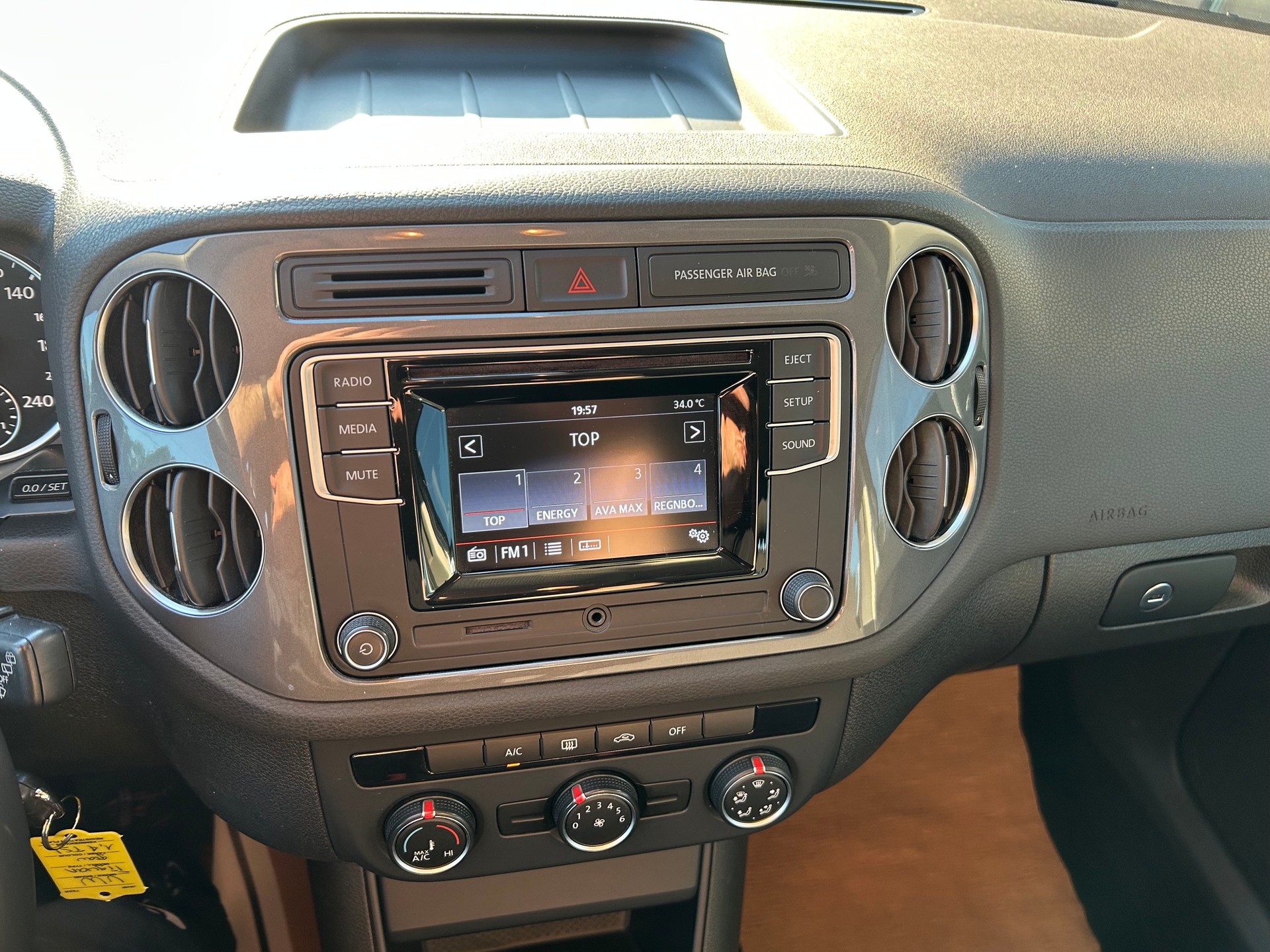 VW Tiguan 1.4 TSI BlueMotion Trend&Fun 4x2-image-14