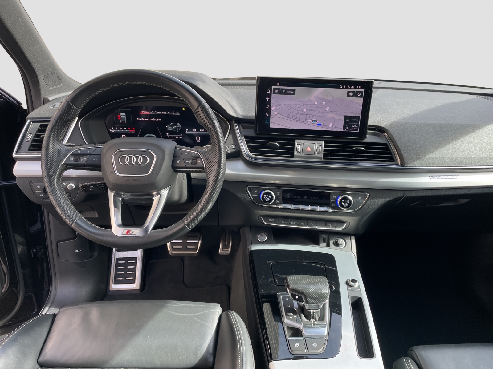 AUDI Q5 Sportback 40 TDI Blackedition quattro S-tronic-image-8