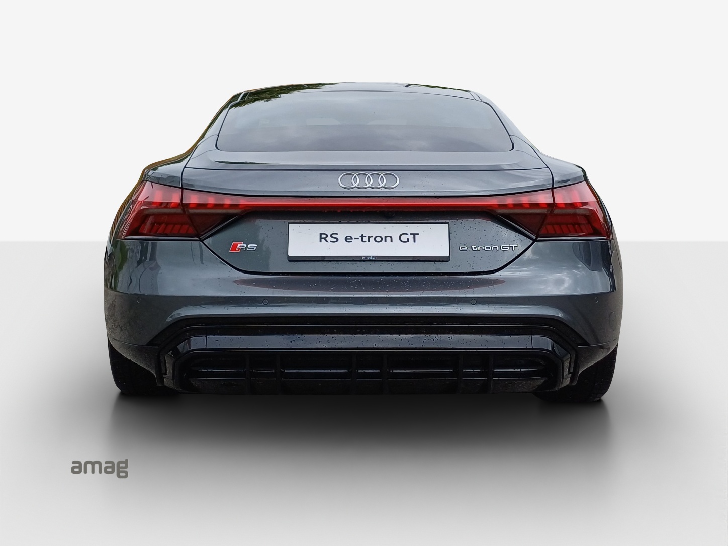 AUDI RS e-tron GT quattro-image-4