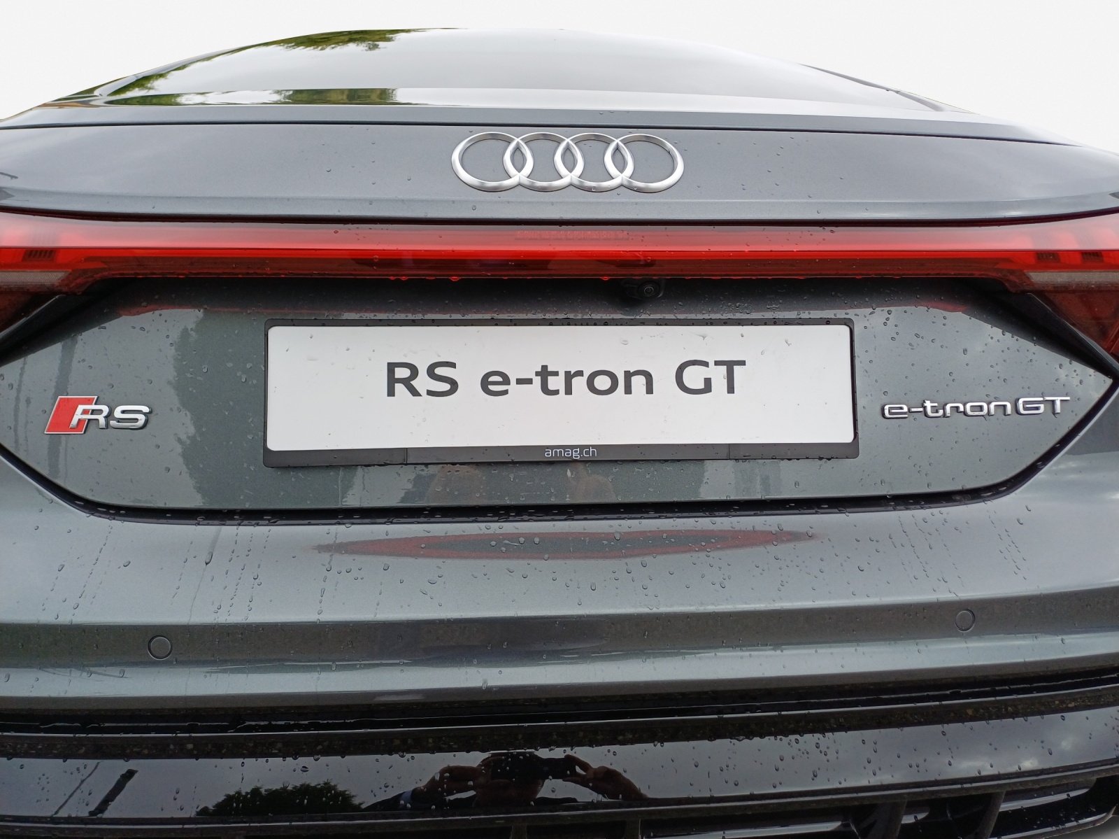 AUDI RS e-tron GT quattro-image-15