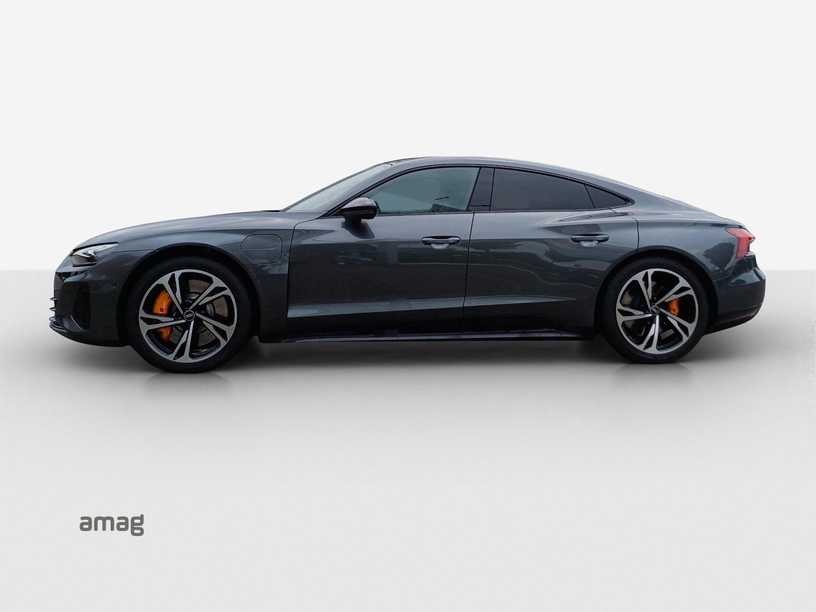 AUDI RS e-tron GT quattro-image-1