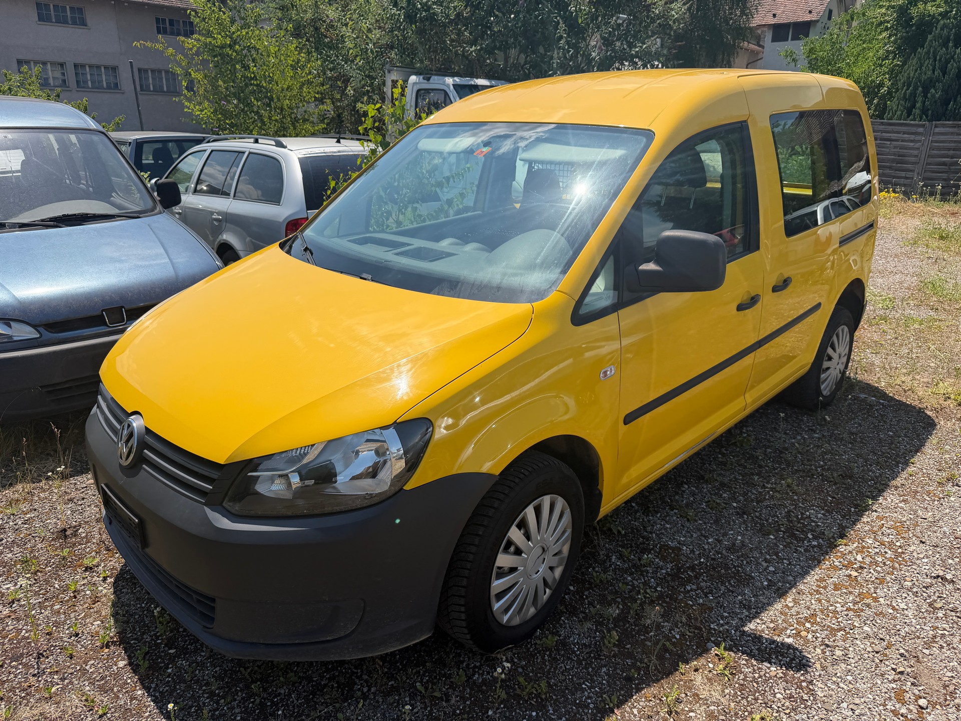 VW Caddy 2.0 TDI 4Motion-image-0