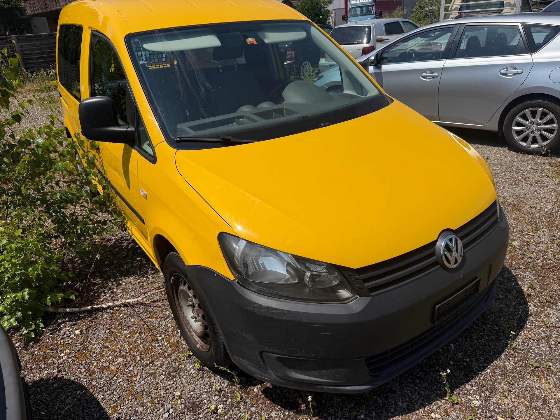 VW Caddy 2.0 TDI 4Motion-image-1