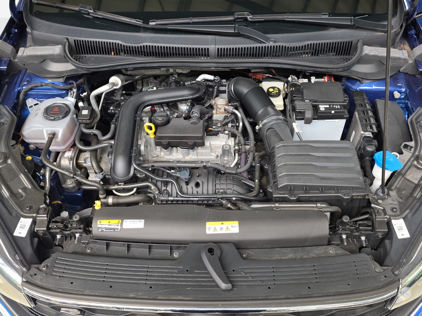 VW Taigo 1.0 TSI R-Line DSG-image-13