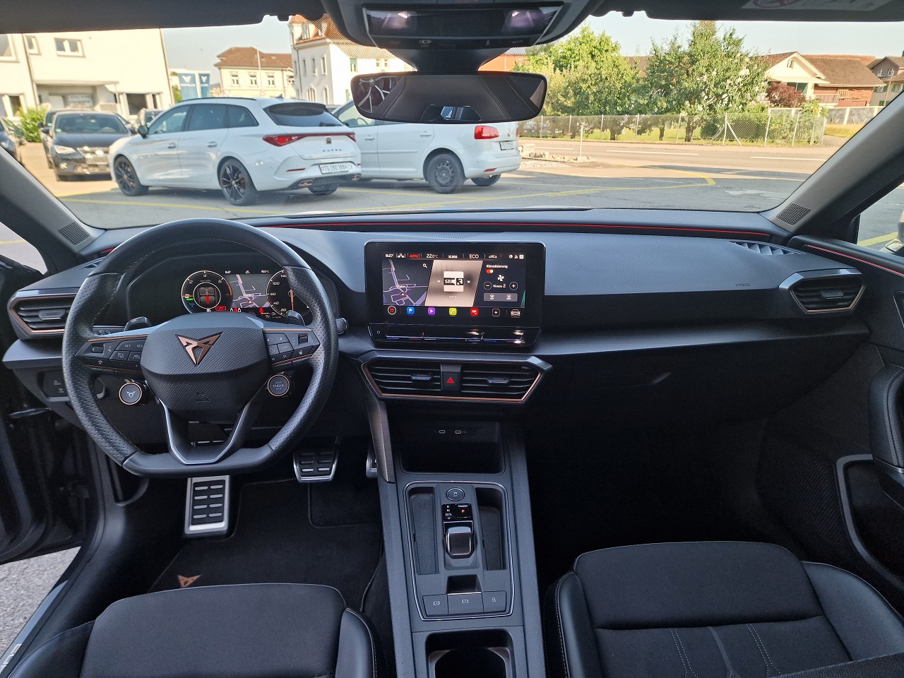 CUPRA LEON ST 1.4 e-HYBRID pHEV DSG-image-12