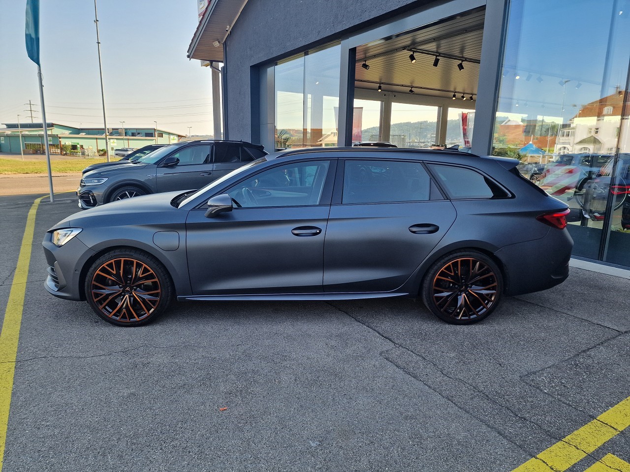 CUPRA LEON ST 1.4 e-HYBRID pHEV DSG-image-2