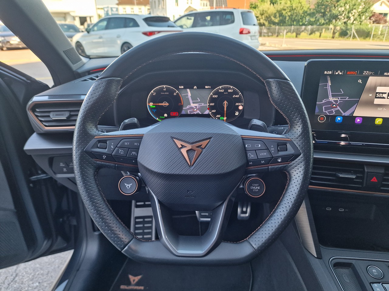CUPRA LEON ST 1.4 e-HYBRID pHEV DSG-image-13