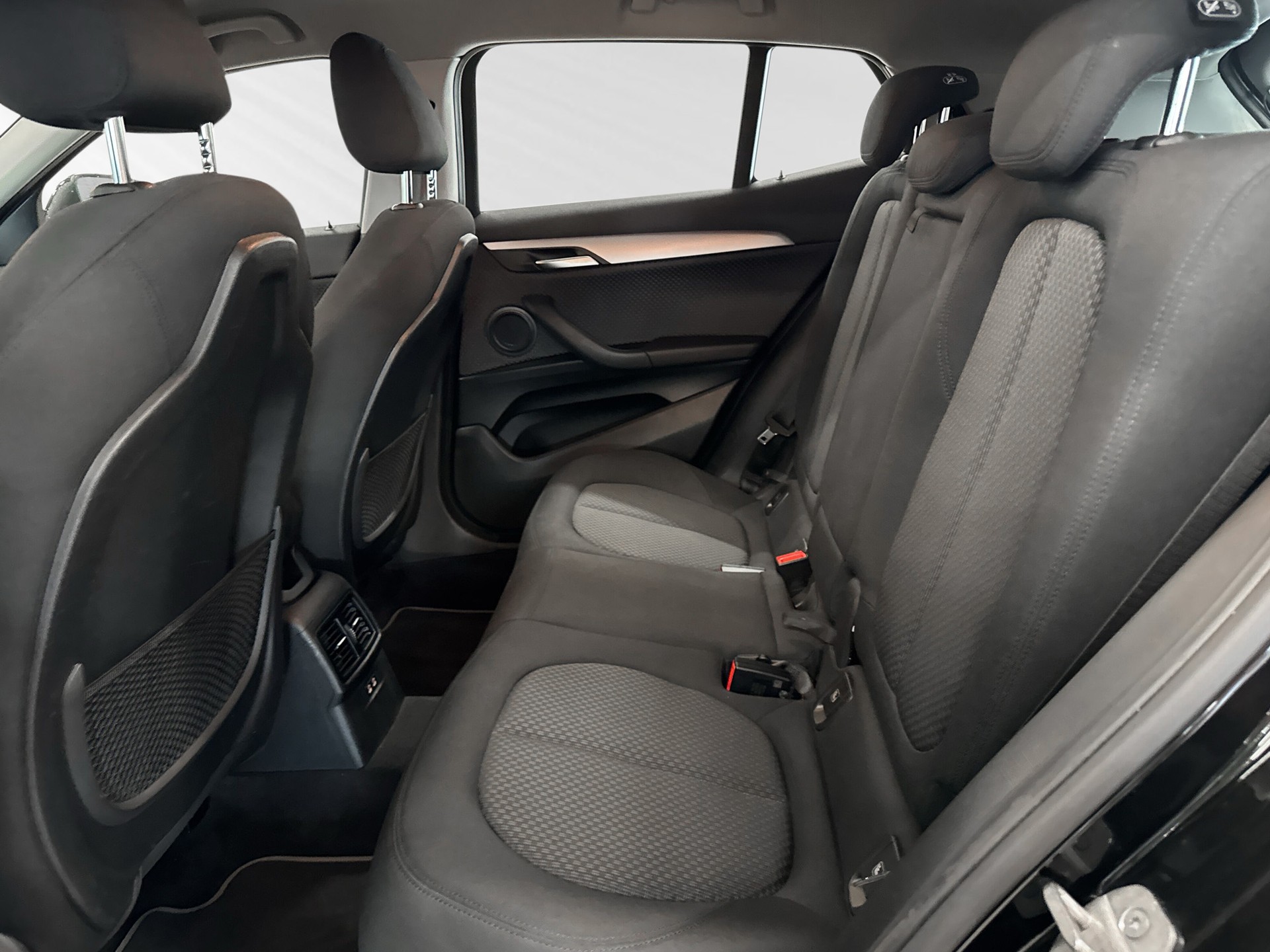 BMW X2 xDrive 18d Steptronic-image-6