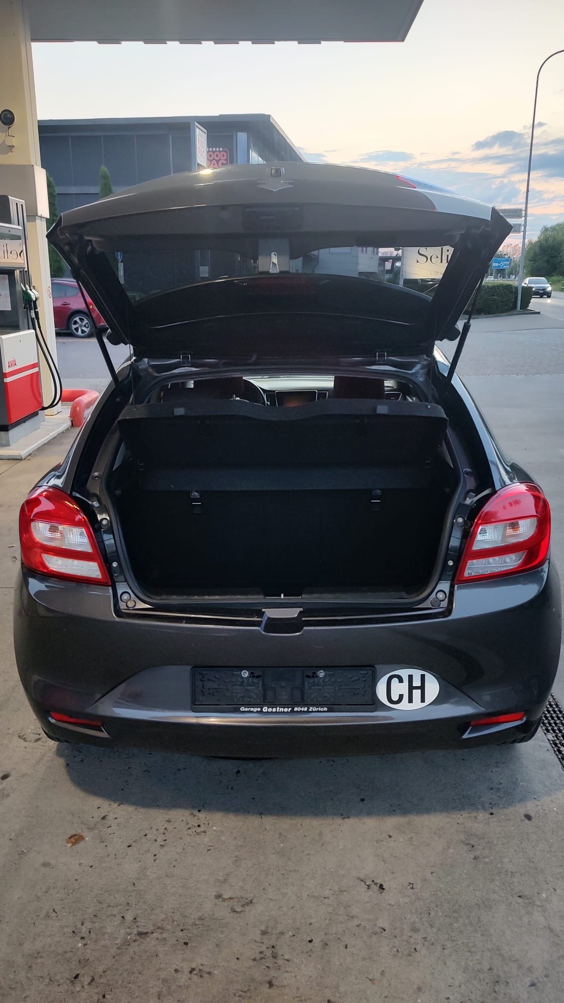 SUZUKI Baleno 1.2i Compact Top Hybrid-image-9