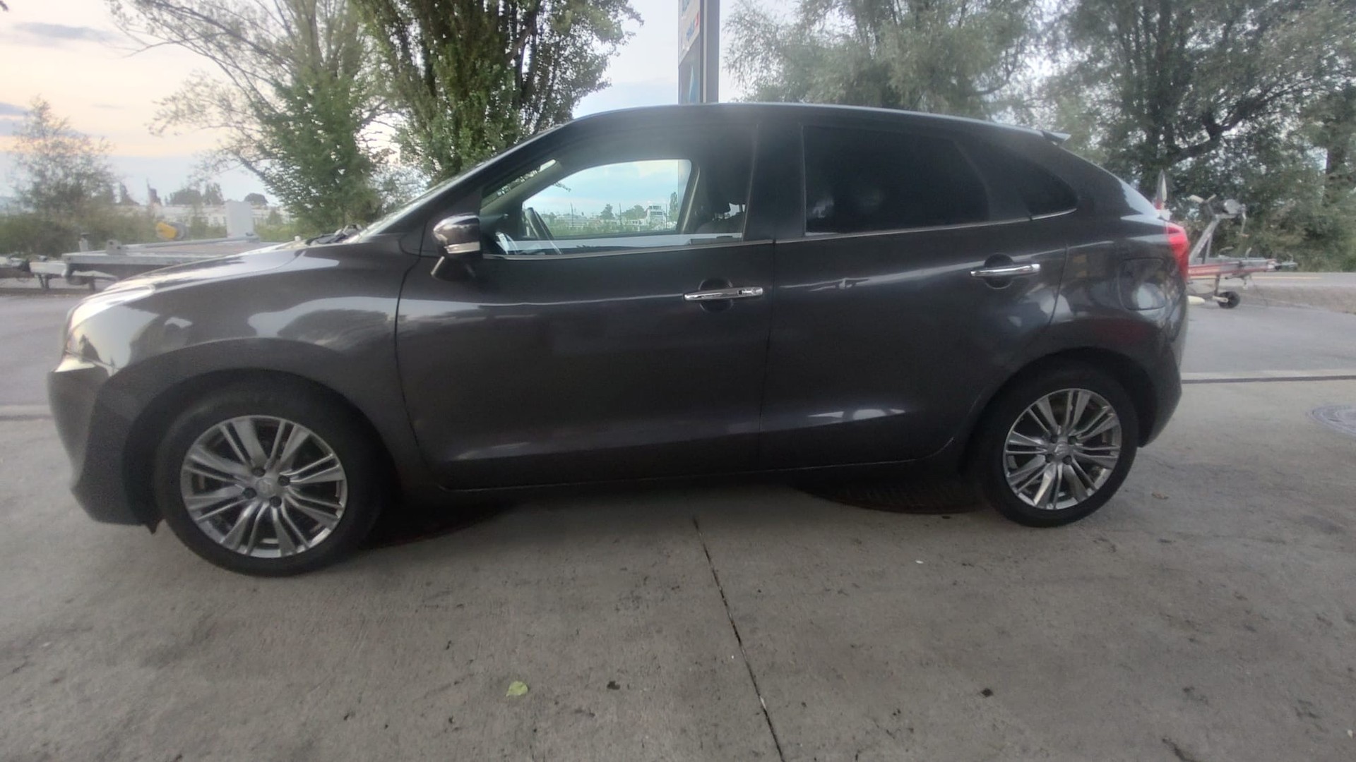 SUZUKI Baleno 1.2i Compact Top Hybrid-image-5