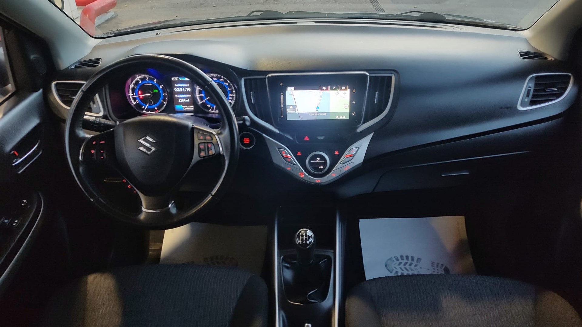 SUZUKI Baleno 1.2i Compact Top Hybrid-image-10