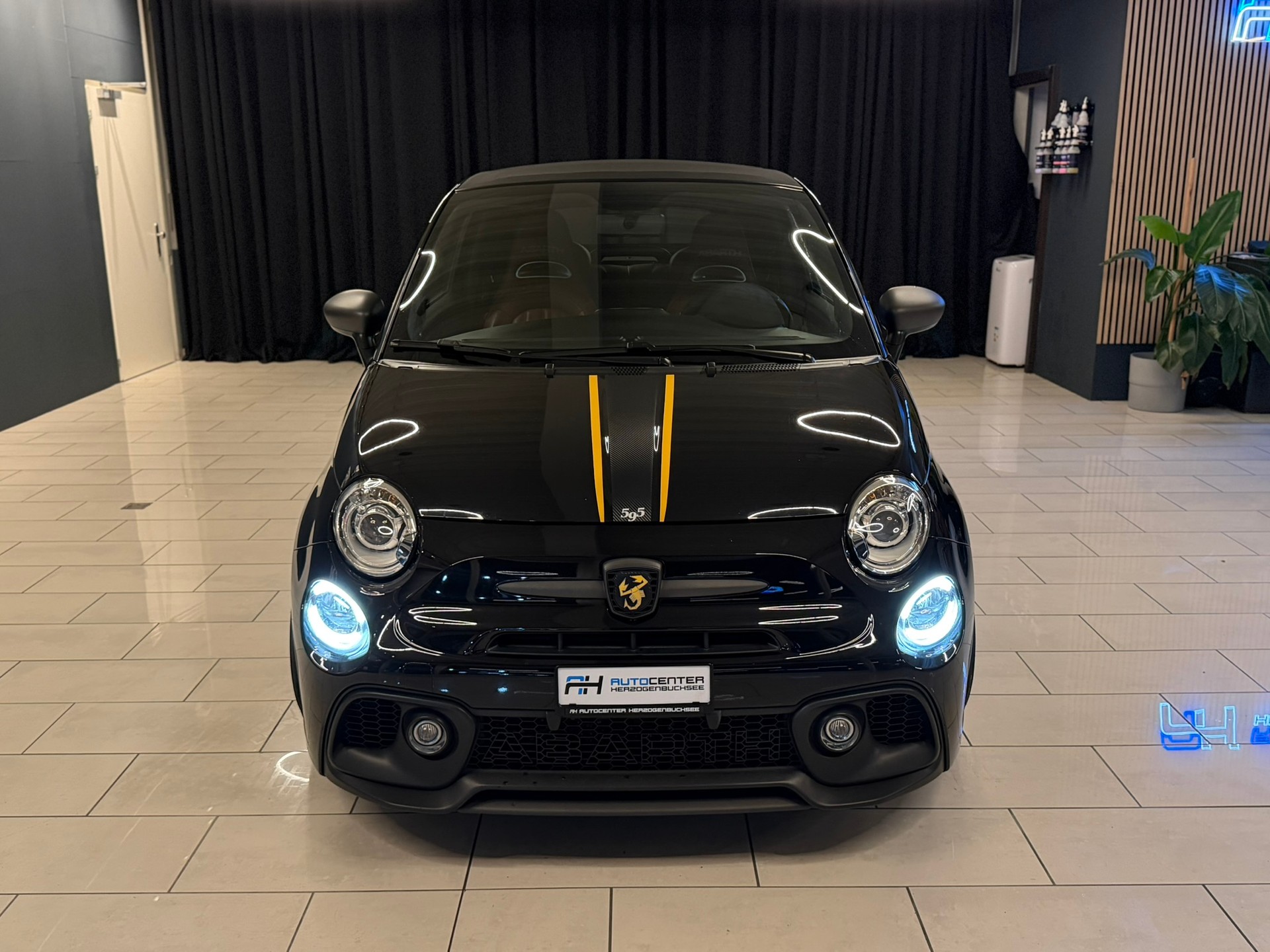 FIAT 595C 1.4 16V Turbo Abarth Competizione-image-1
