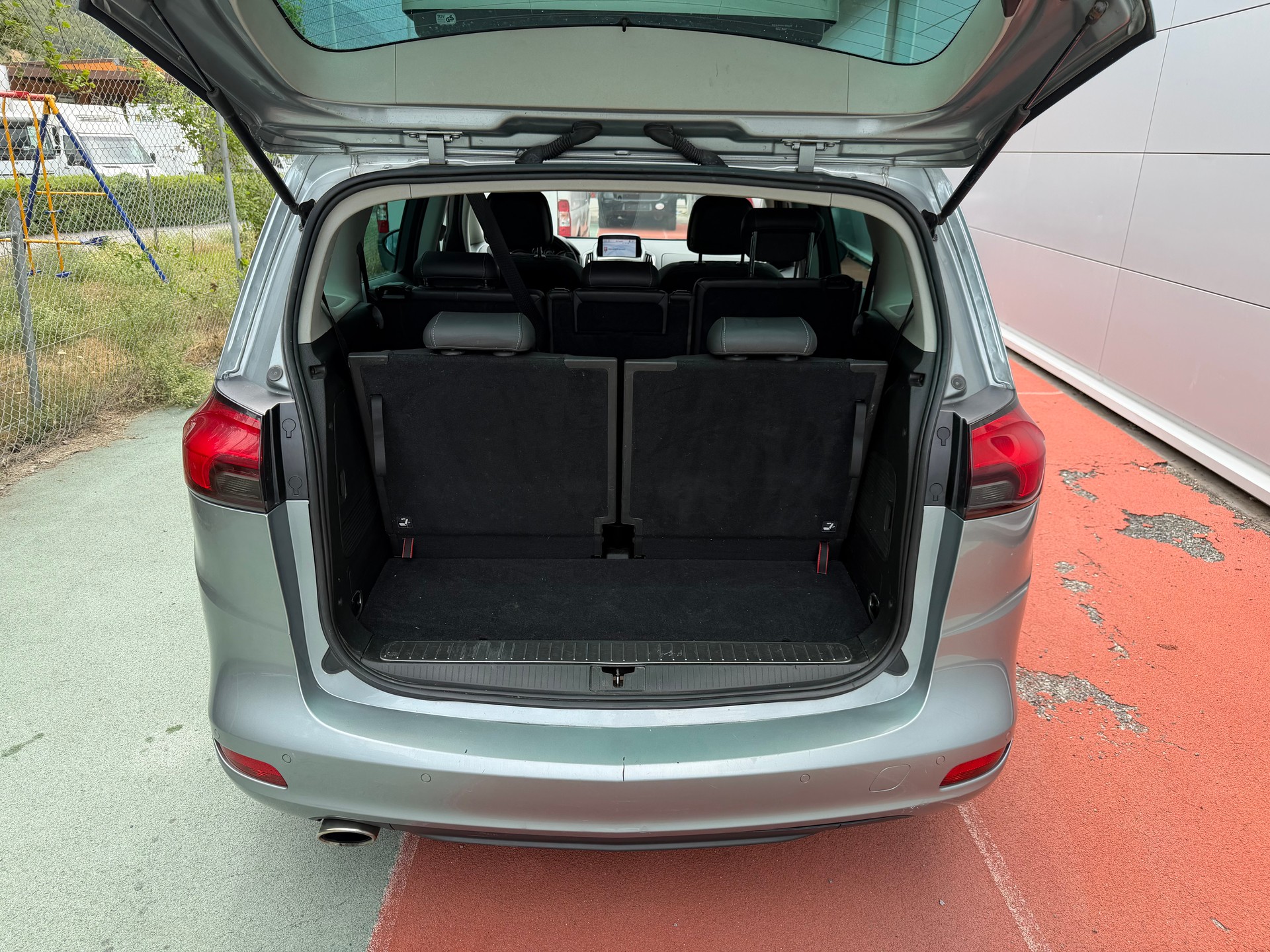 OPEL Zafira Tourer 1.6i 16V Turbo Active Ed. Aut.-image-14