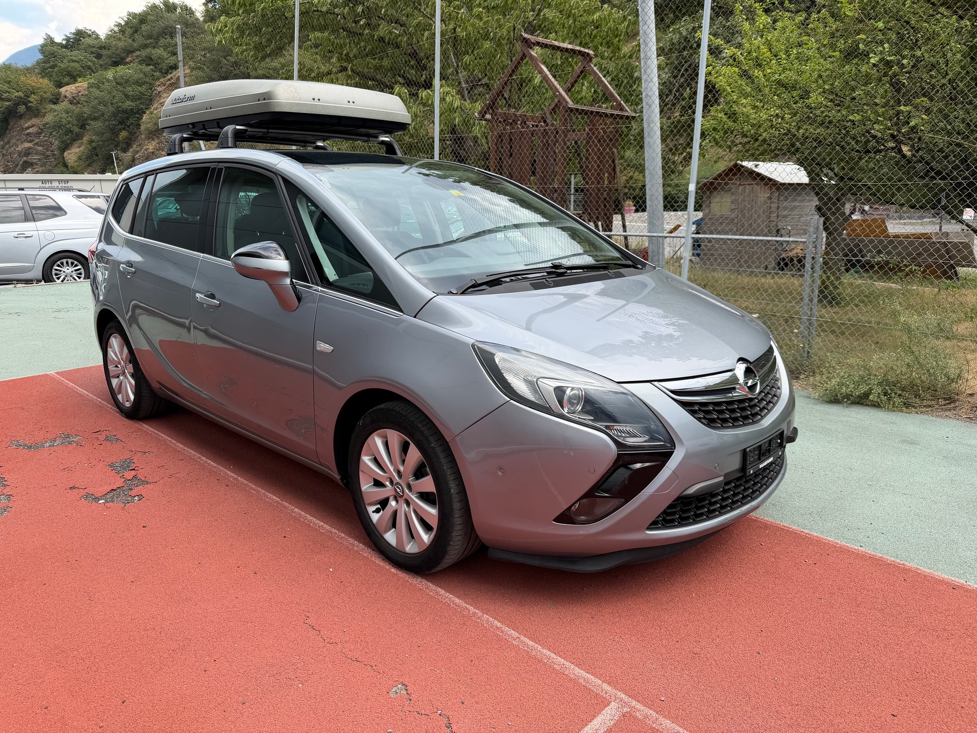 OPEL Zafira Tourer 1.6i 16V Turbo Active Ed. Aut.-image-1