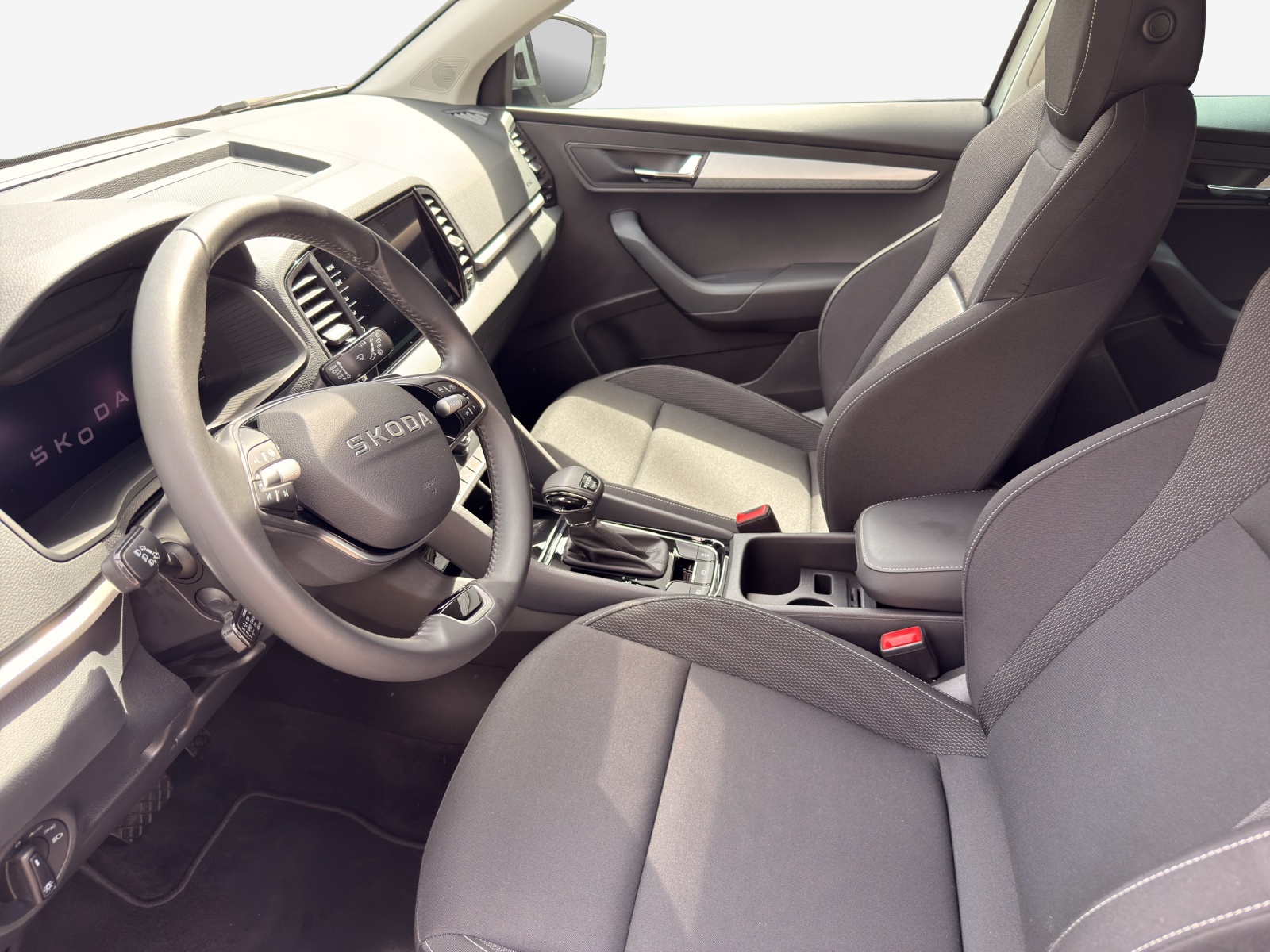 SKODA Karoq 2.0 TDI CR Selection 4x4 DSG-image-7