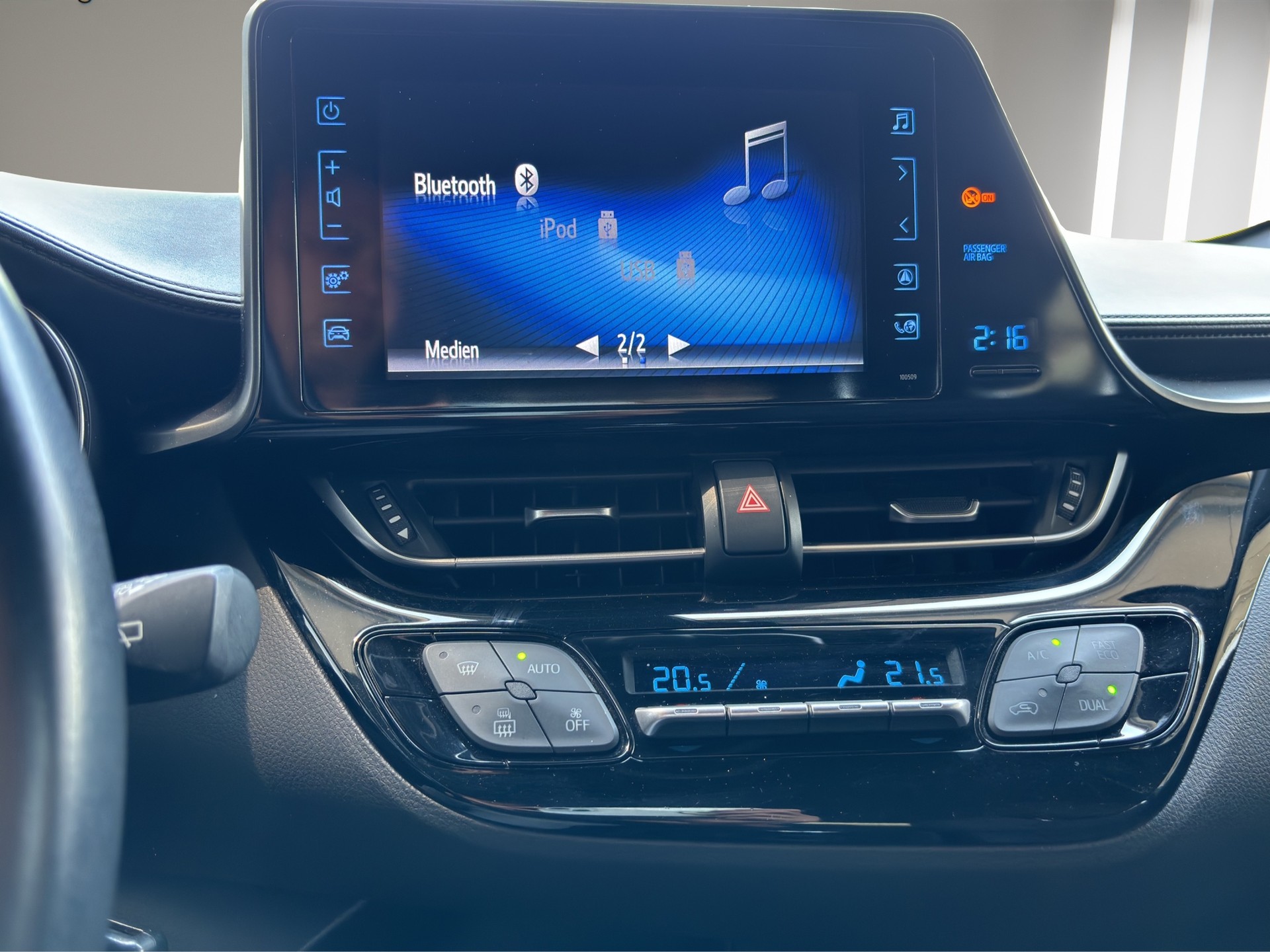 TOYOTA C-HR 1.2 Turbo Comfort-image-26
