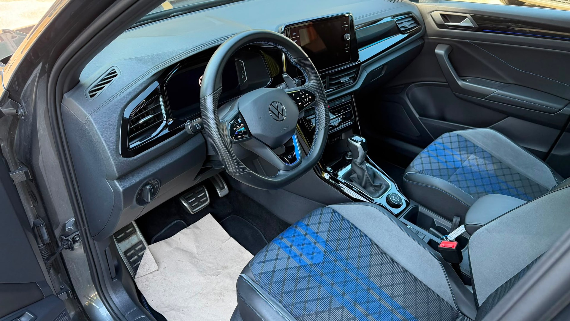 VW T-Roc 2.0 TSI R DSG 4Motion-image-19