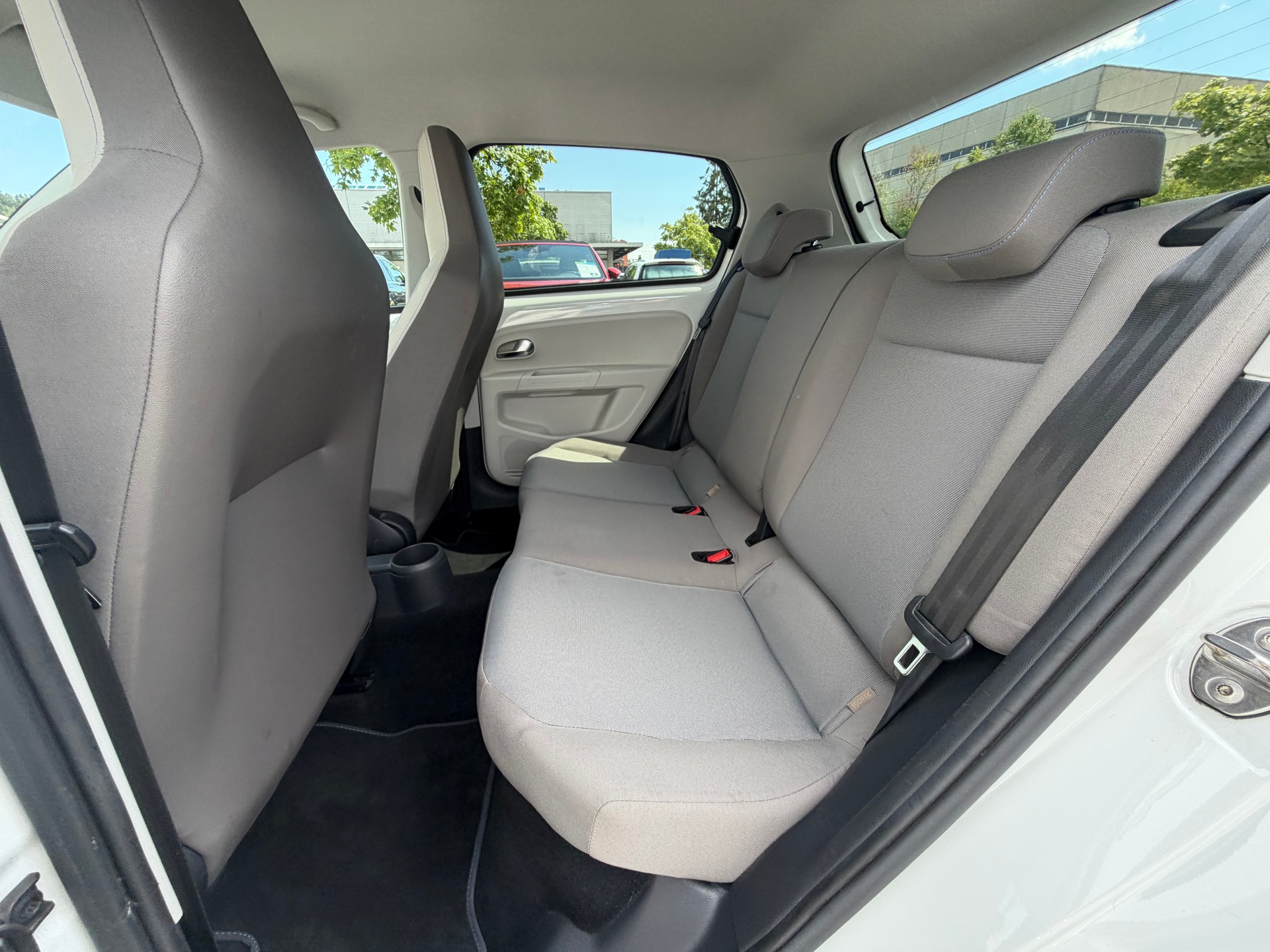 VW e-Up-image-9