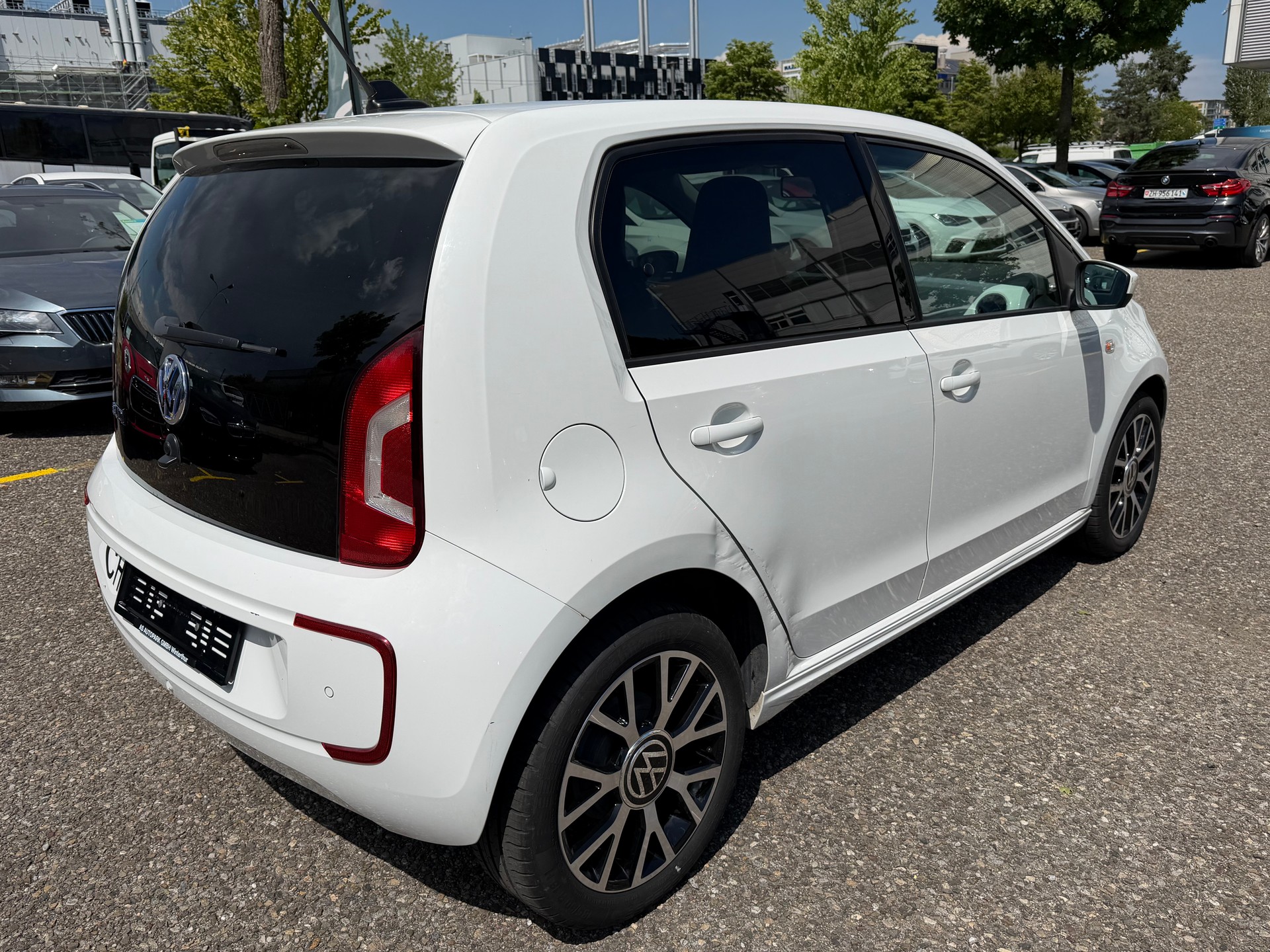 VW e-Up-image-4