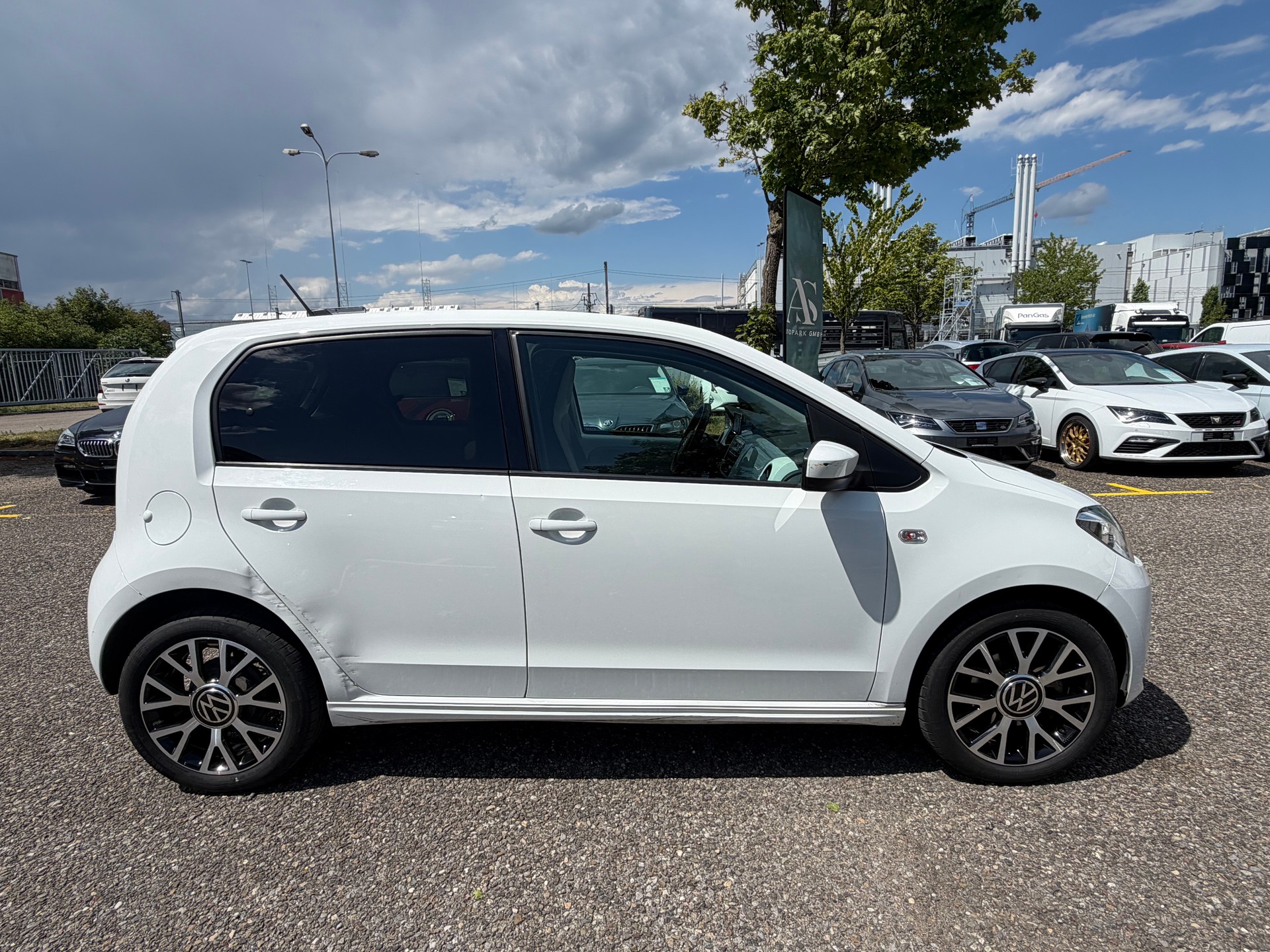 VW e-Up-image-5