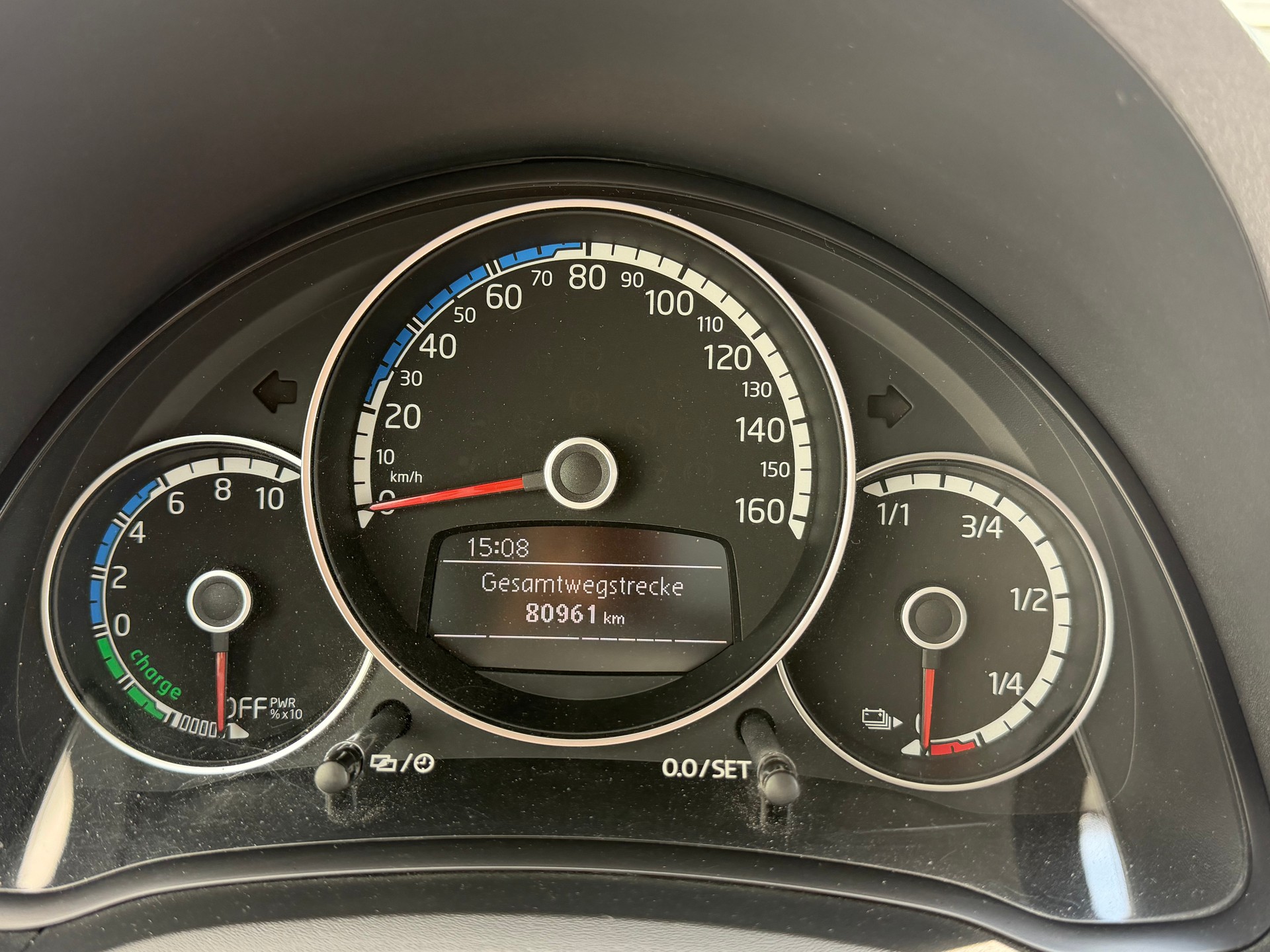 VW e-Up-image-18