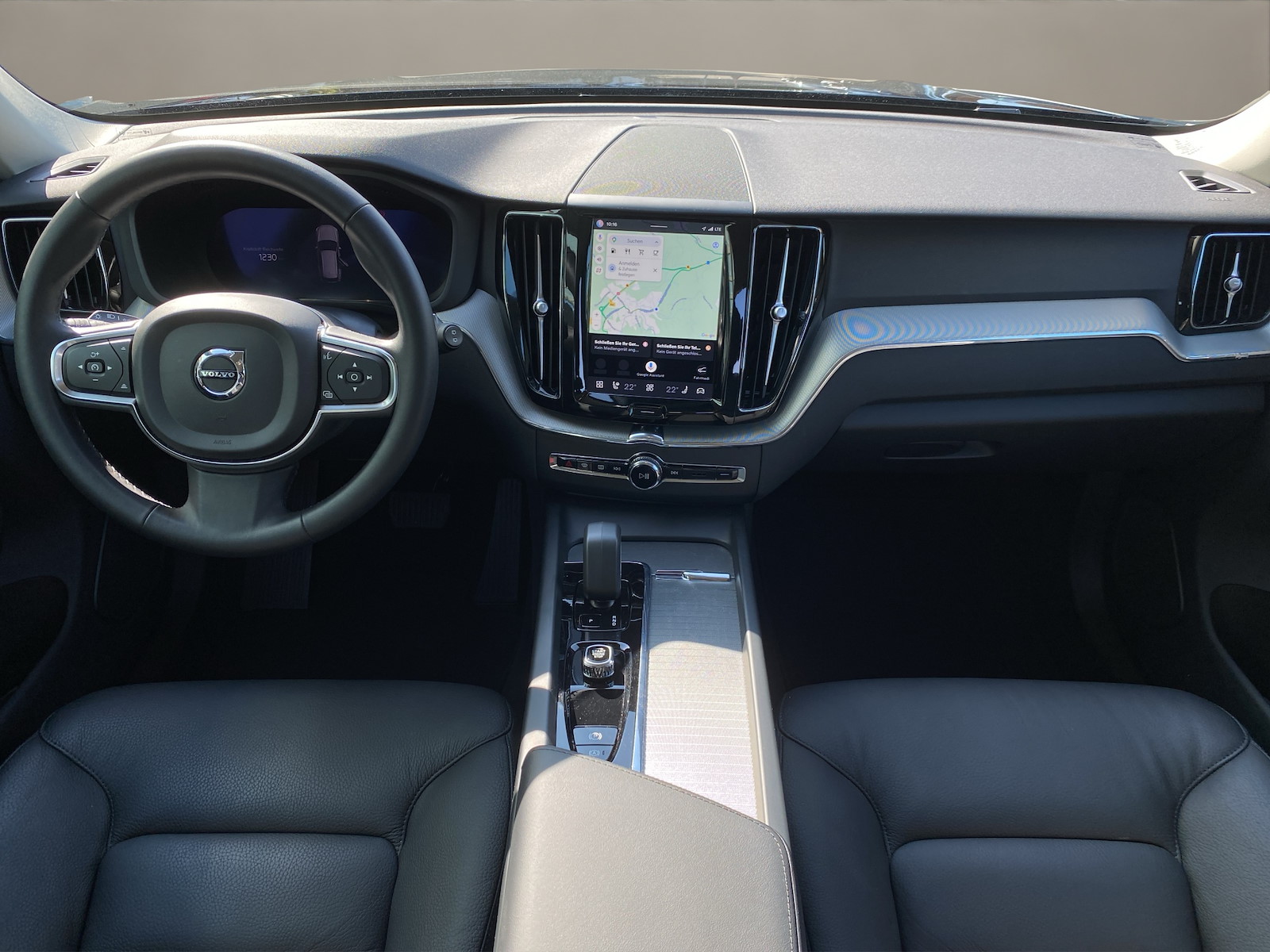 VOLVO XC60 2.0 B4 MH Core AWD-image-12