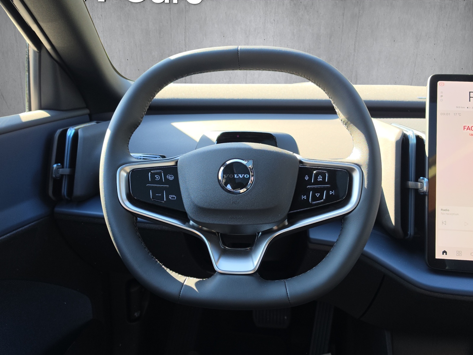 VOLVO VOLVO EX30 Black Edition Ultra XCENTRIC P8 AWD-image-10