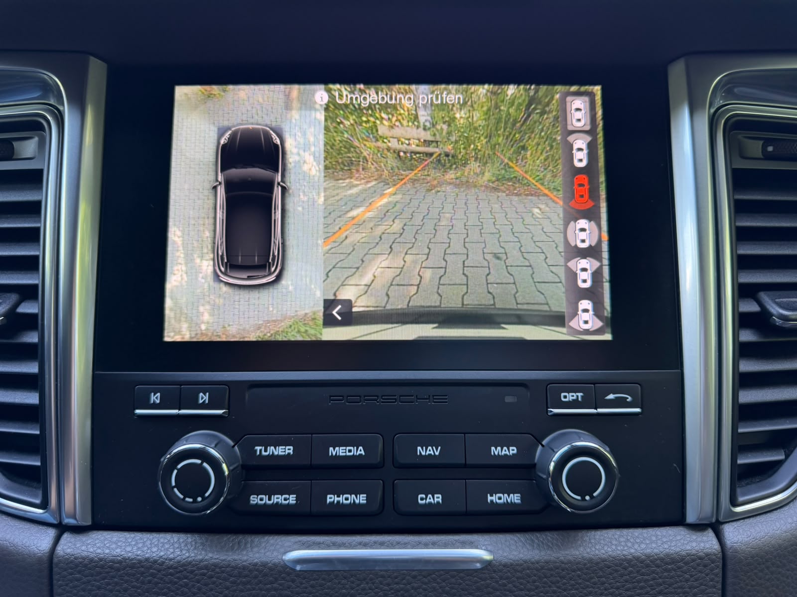 PORSCHE Macan PDK-image-18