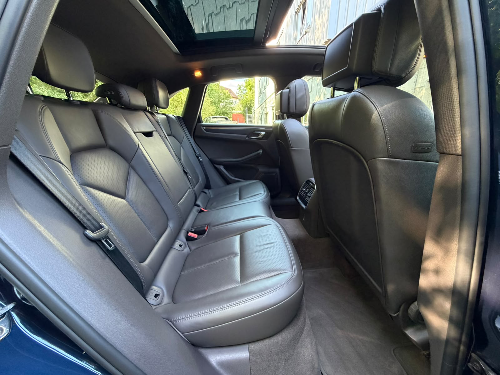 PORSCHE Macan PDK-image-13