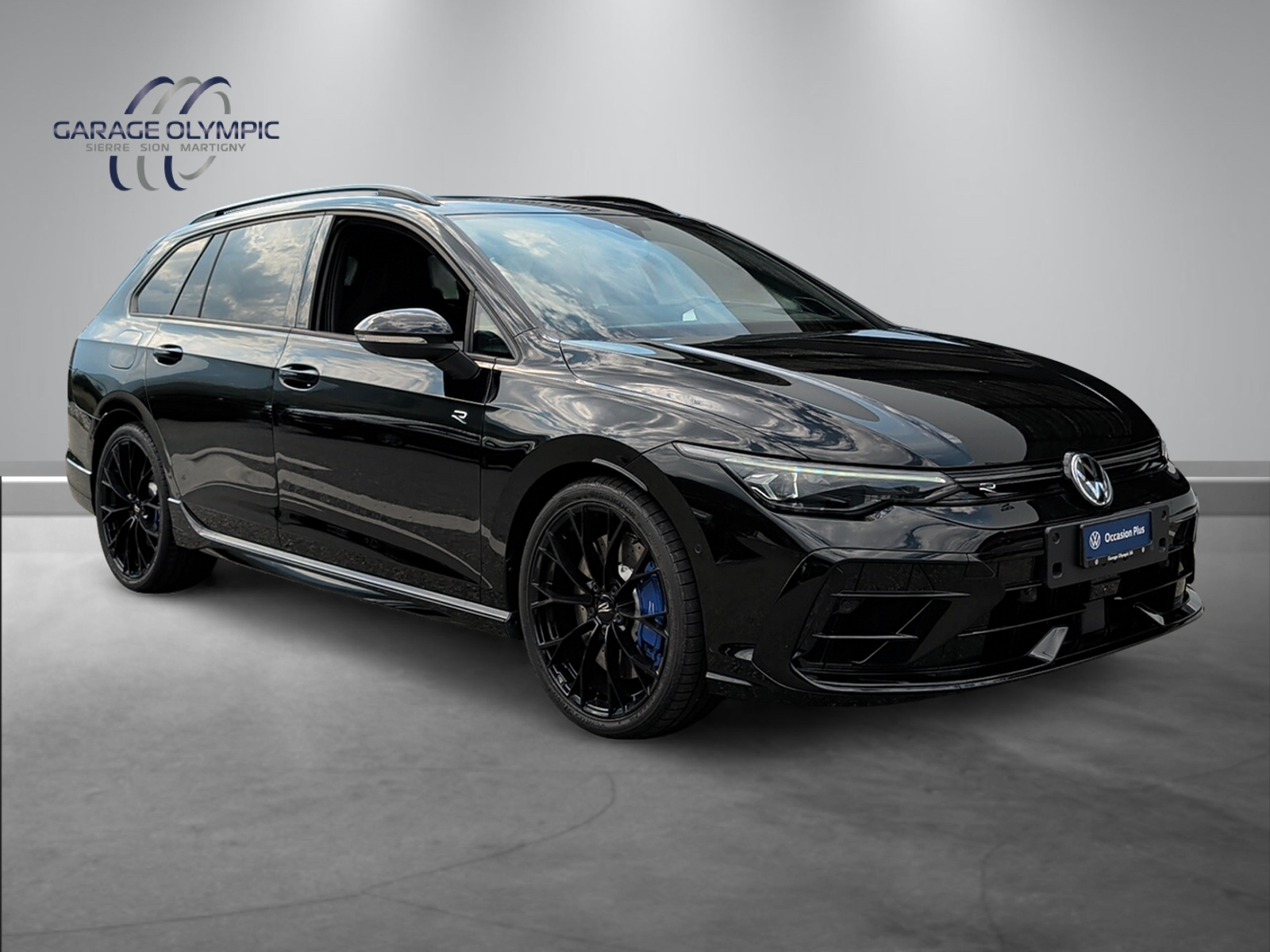 VW Golf Variant 2.0 TSI R DSG 4 Motion-image-1
