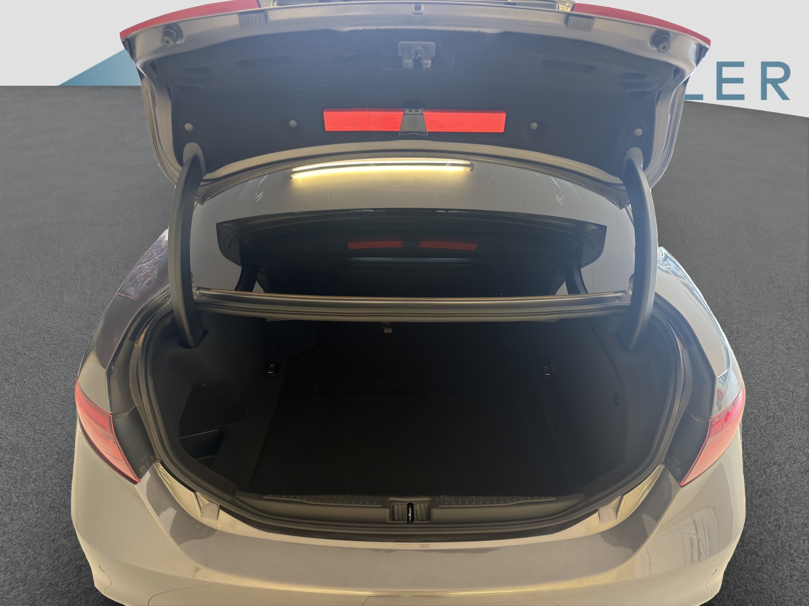 ALFA ROMEO Giulia 2.0 Q4 Veloce-image-6