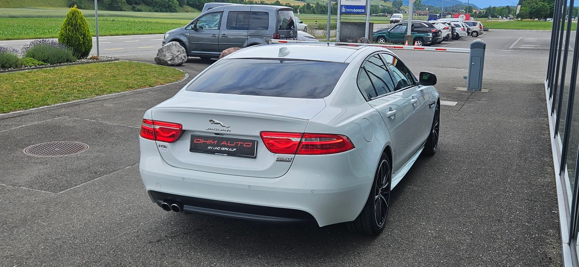 JAGUAR XE 20d R-Sport AWD Automat-image-6