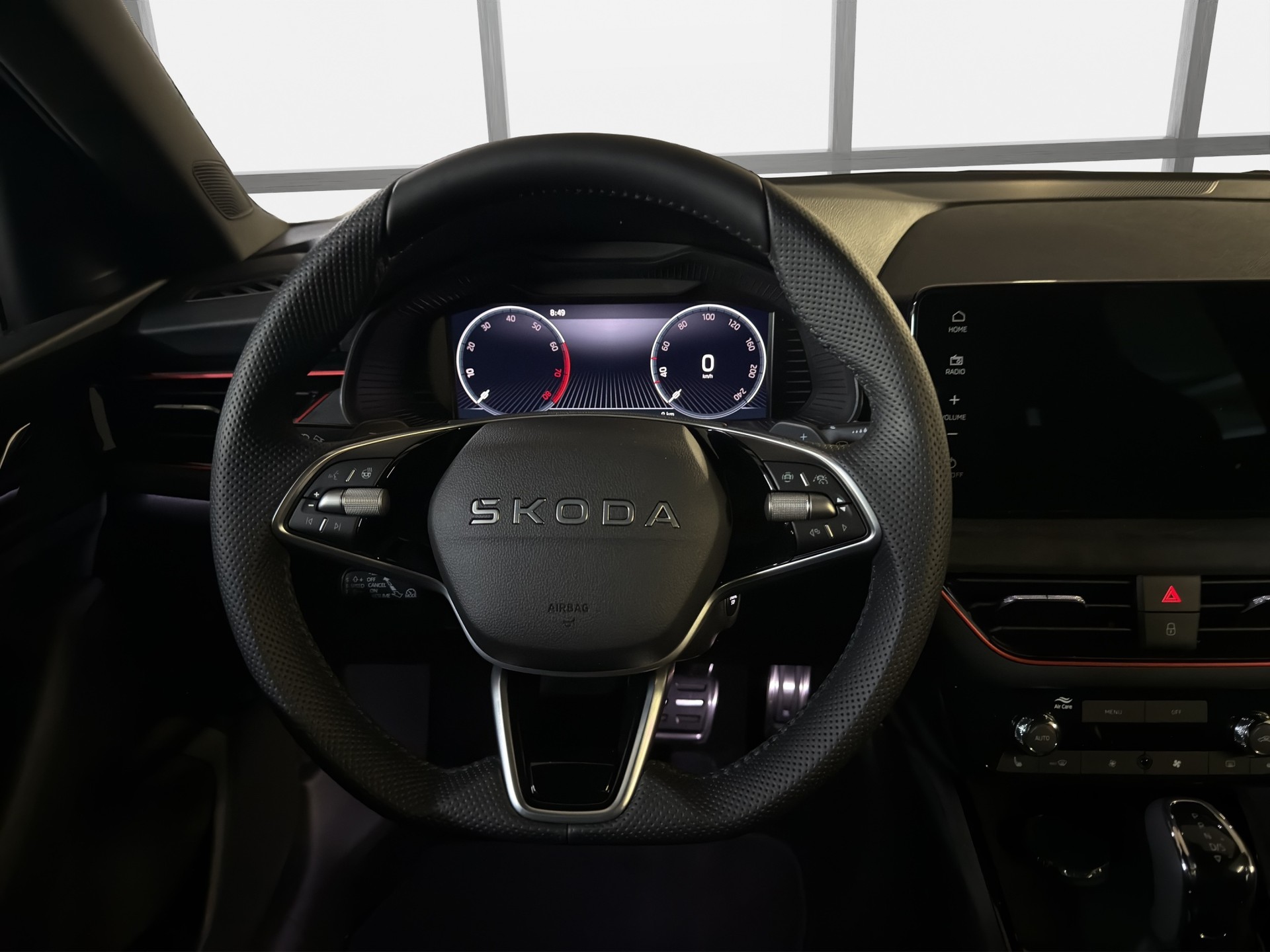 SKODA Kamiq 1.5 TSI Dynamic DSG-image-8