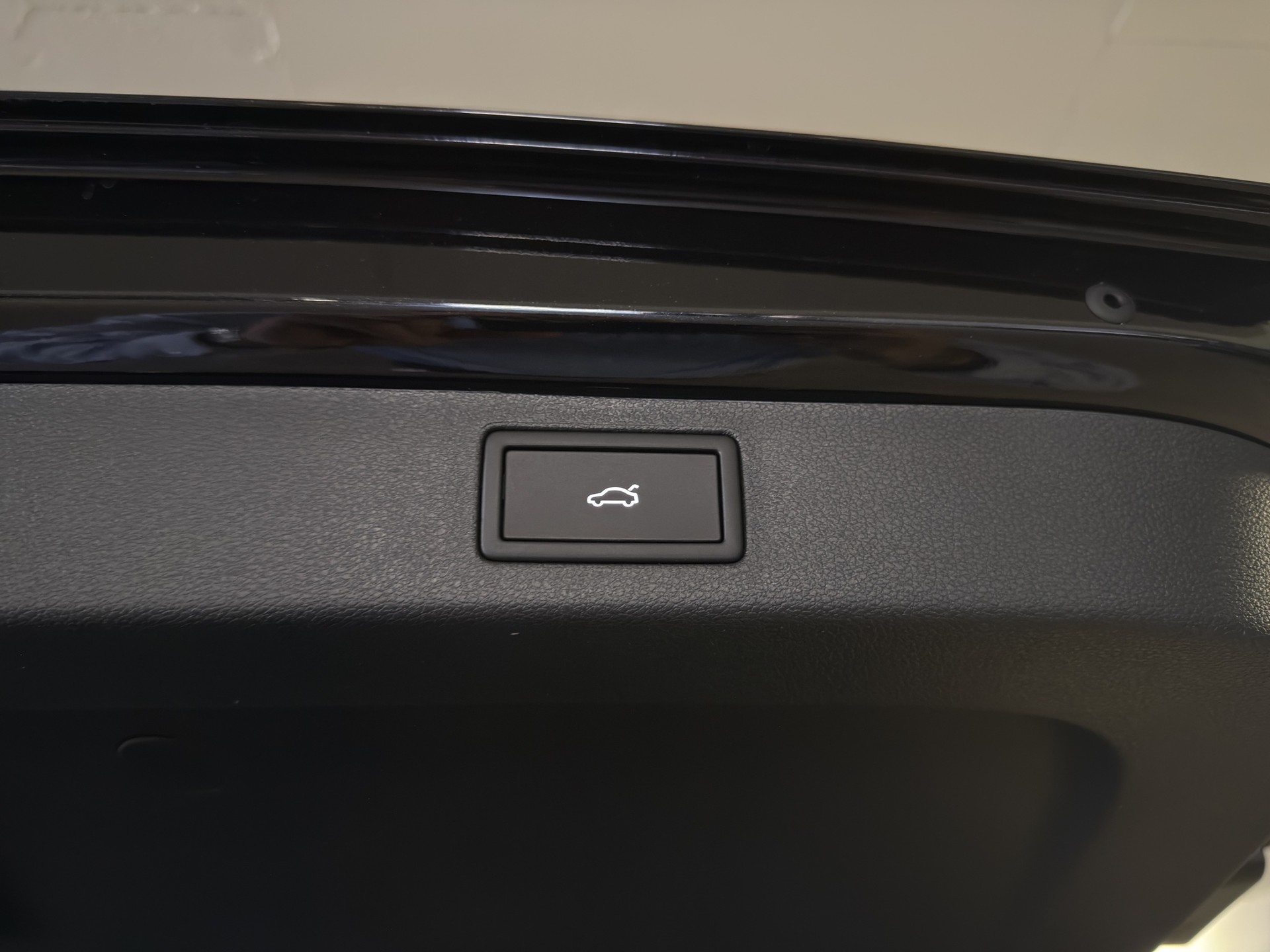 SKODA Kamiq 1.5 TSI Dynamic DSG-image-14
