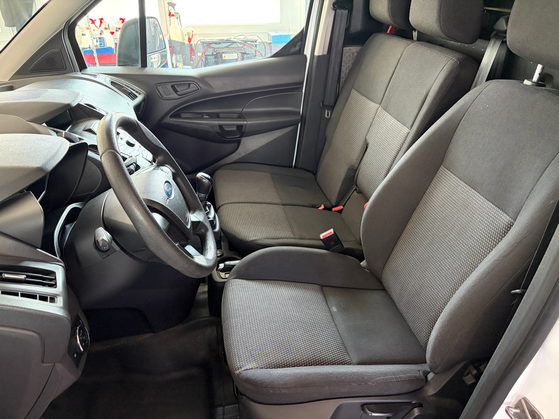 FORD Transit Connect Van T220 1.6 TDCi Trend-image-5