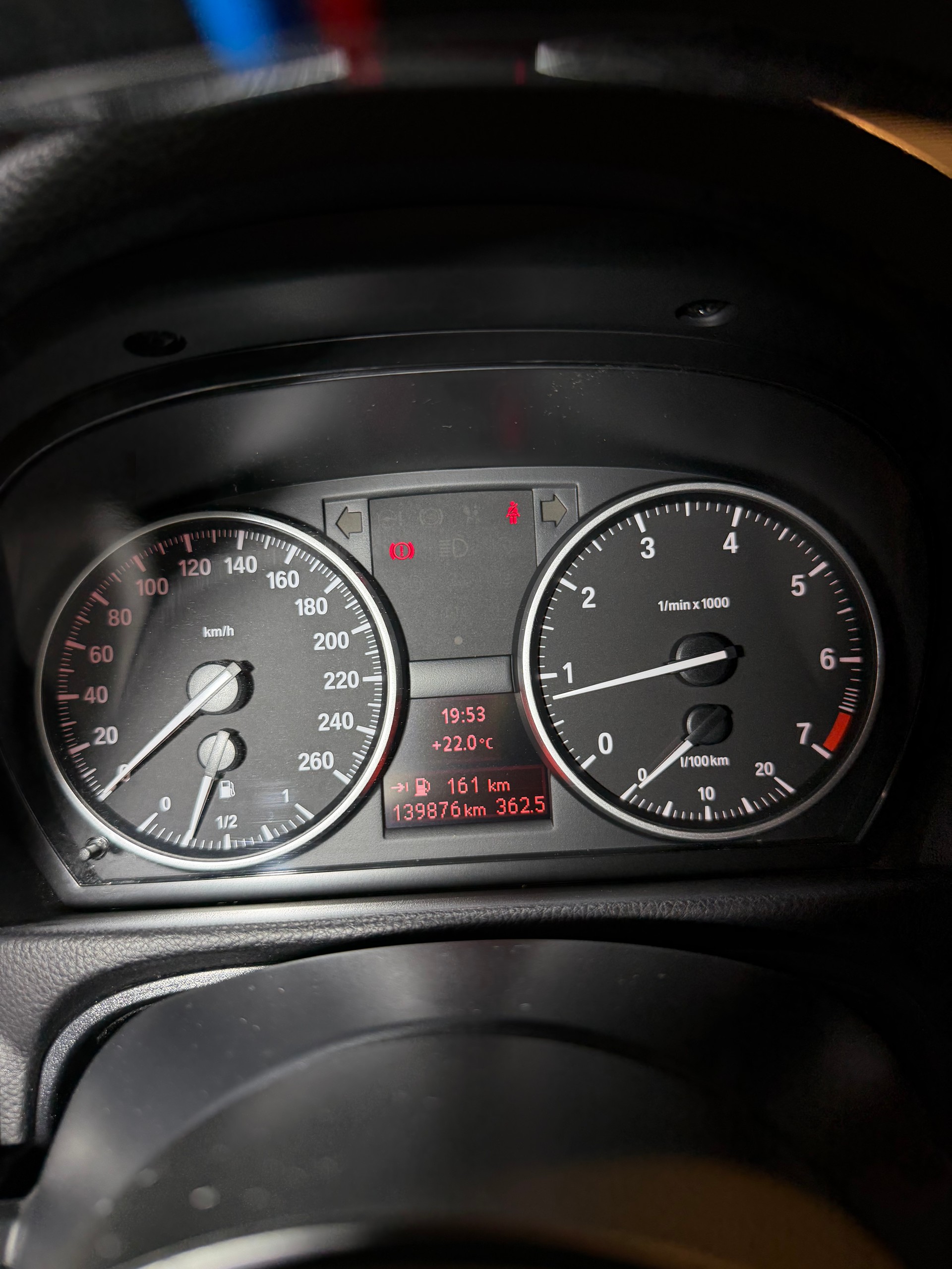 BMW 318-image-5