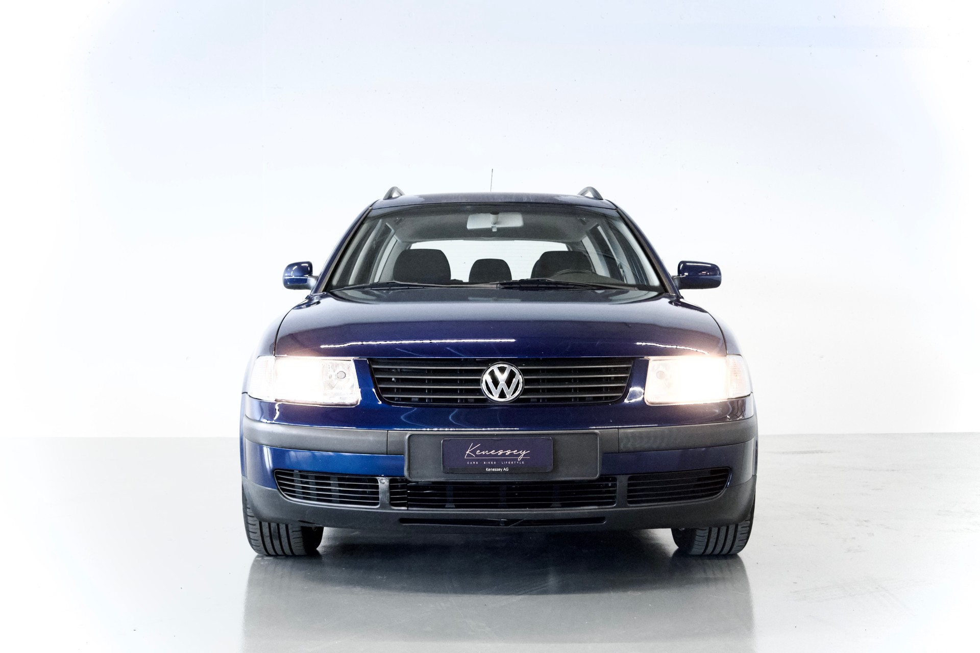 VW Passat Variant 2.3 VR5 | SELTENER 5-ZYLINDER | ALLRAD | MANUELL | 8-FACH BEREIFUNG-image-5