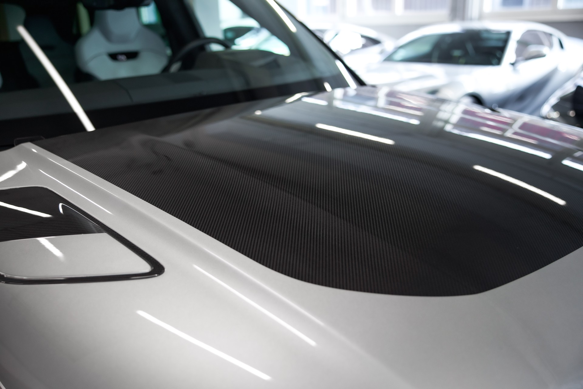 LAND ROVER Range Rover Sport P635 4.4 V8 SV Edition One Carbon-image-10