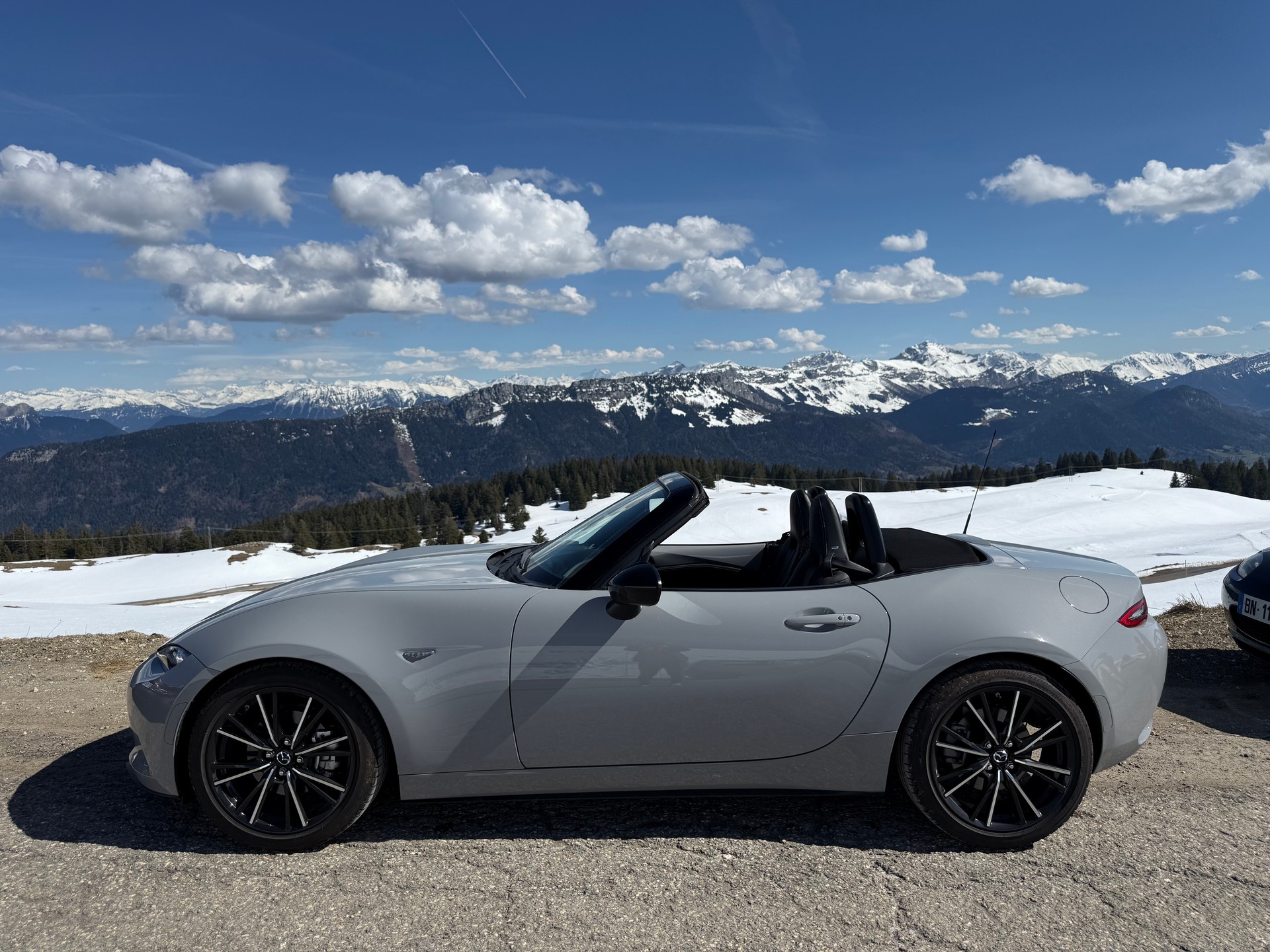 MAZDA 2.0 Exclusive-Line-image-0