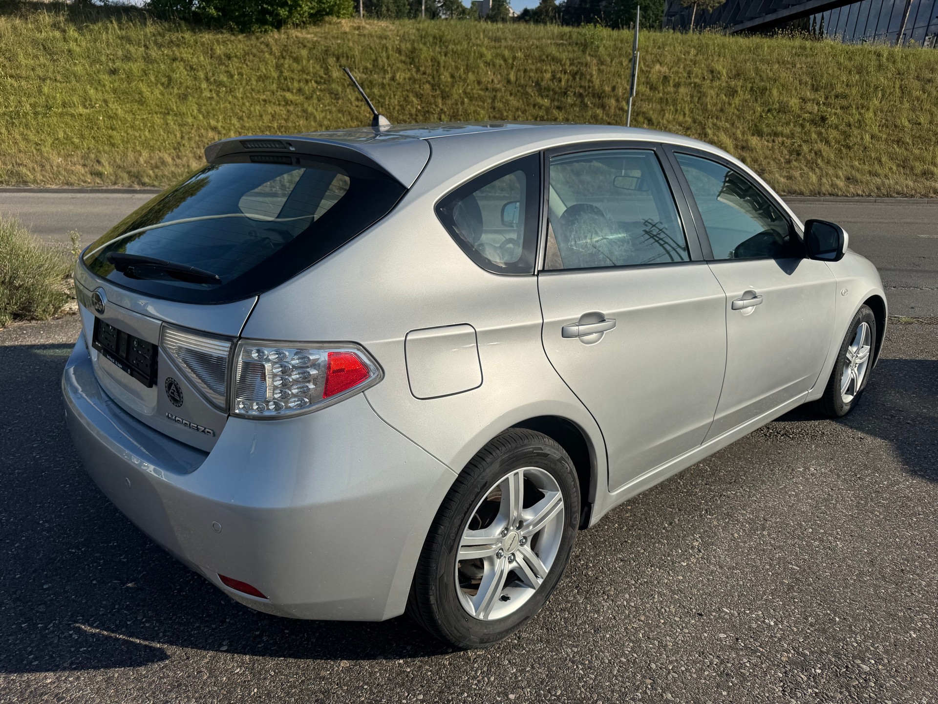 SUBARU Impreza 2.0R Swiss Special Automatic-image-3